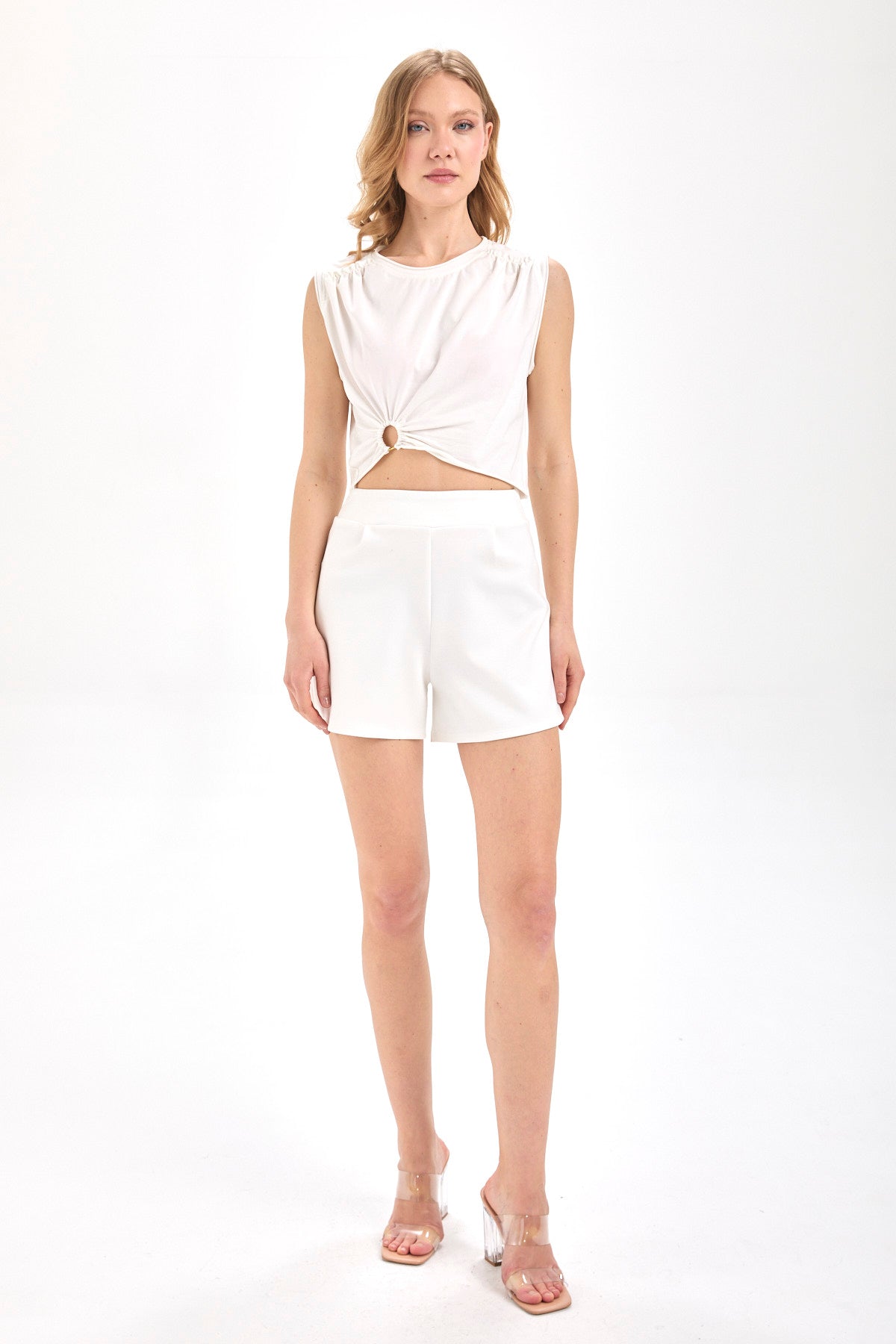 LIA Halka Detaylı Crop Top