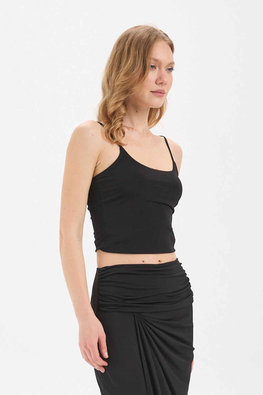 Kadın siyah atlet – ASTRA Crop Top | IMBUE color:siyah