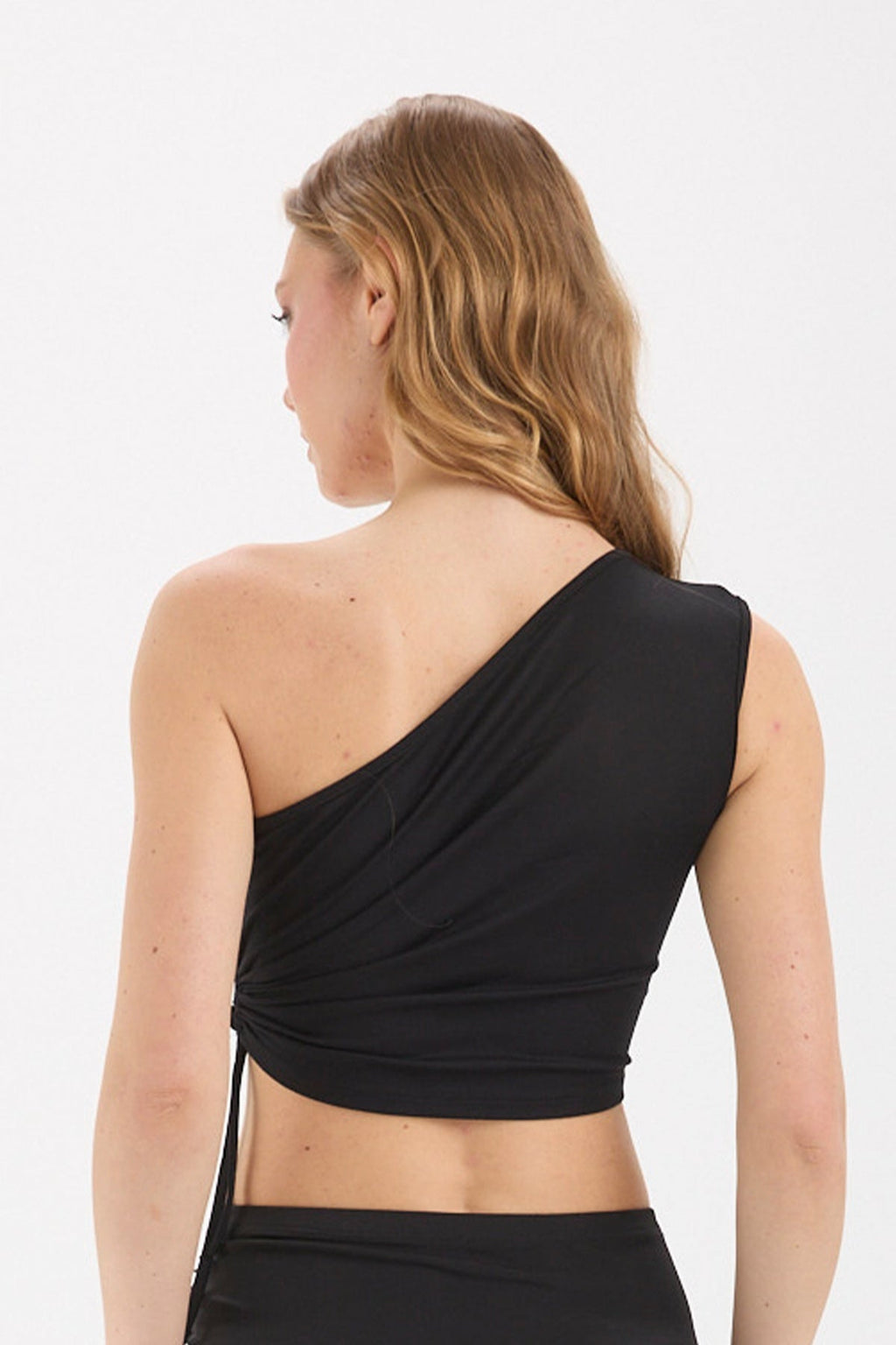 Kadın siyah bluz – SOLARA Tek Omuz Crop Top | IMBUE color:siyah