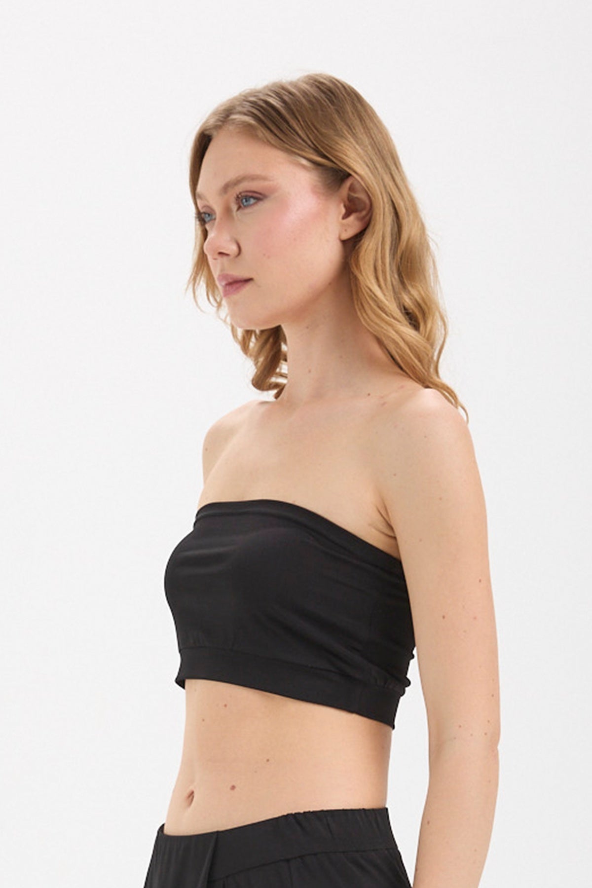 Kadın siyah bluz – NYX Bandeau Crop Top | IMBUE color:siyah