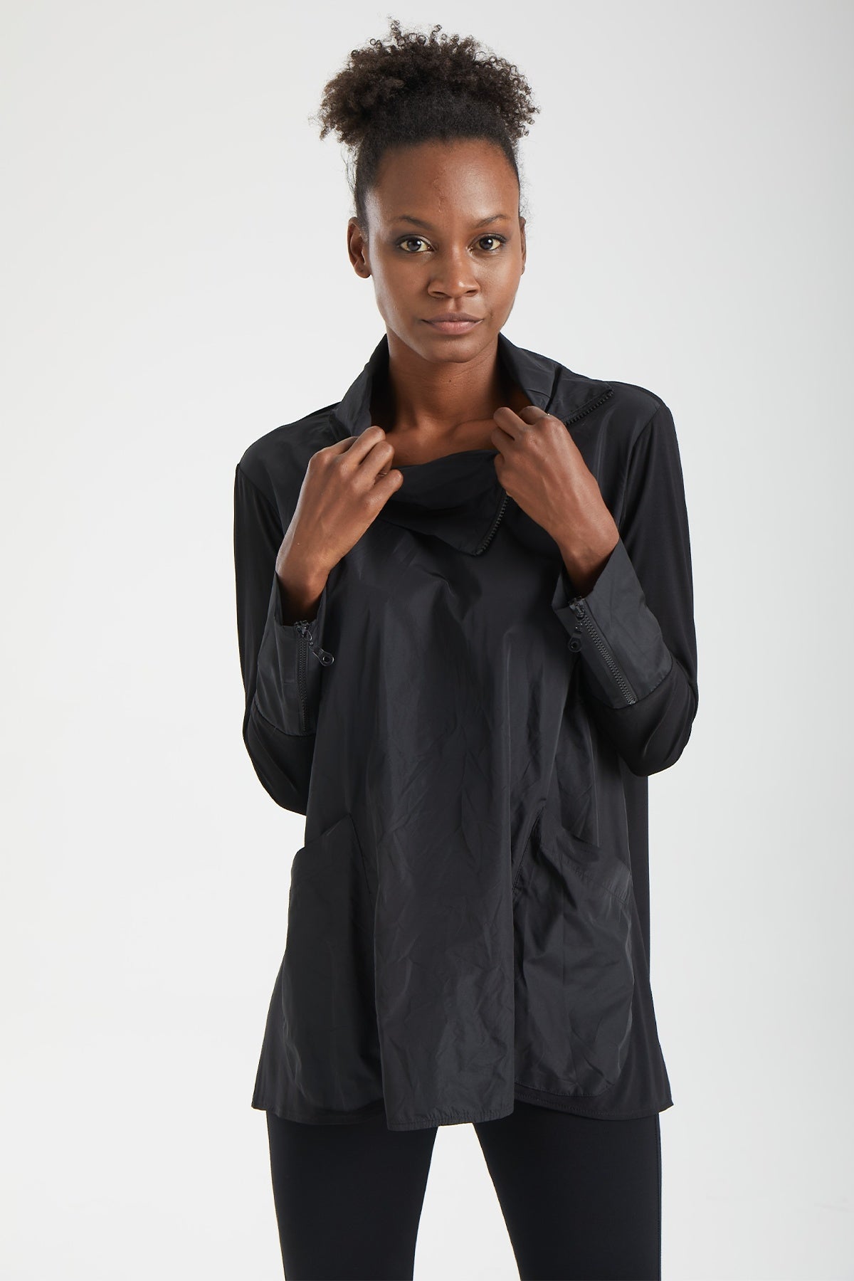Kadın siyah tunik – ZENITH Yapısal Yüksek Yaka Tunik | IMBUE color:siyah