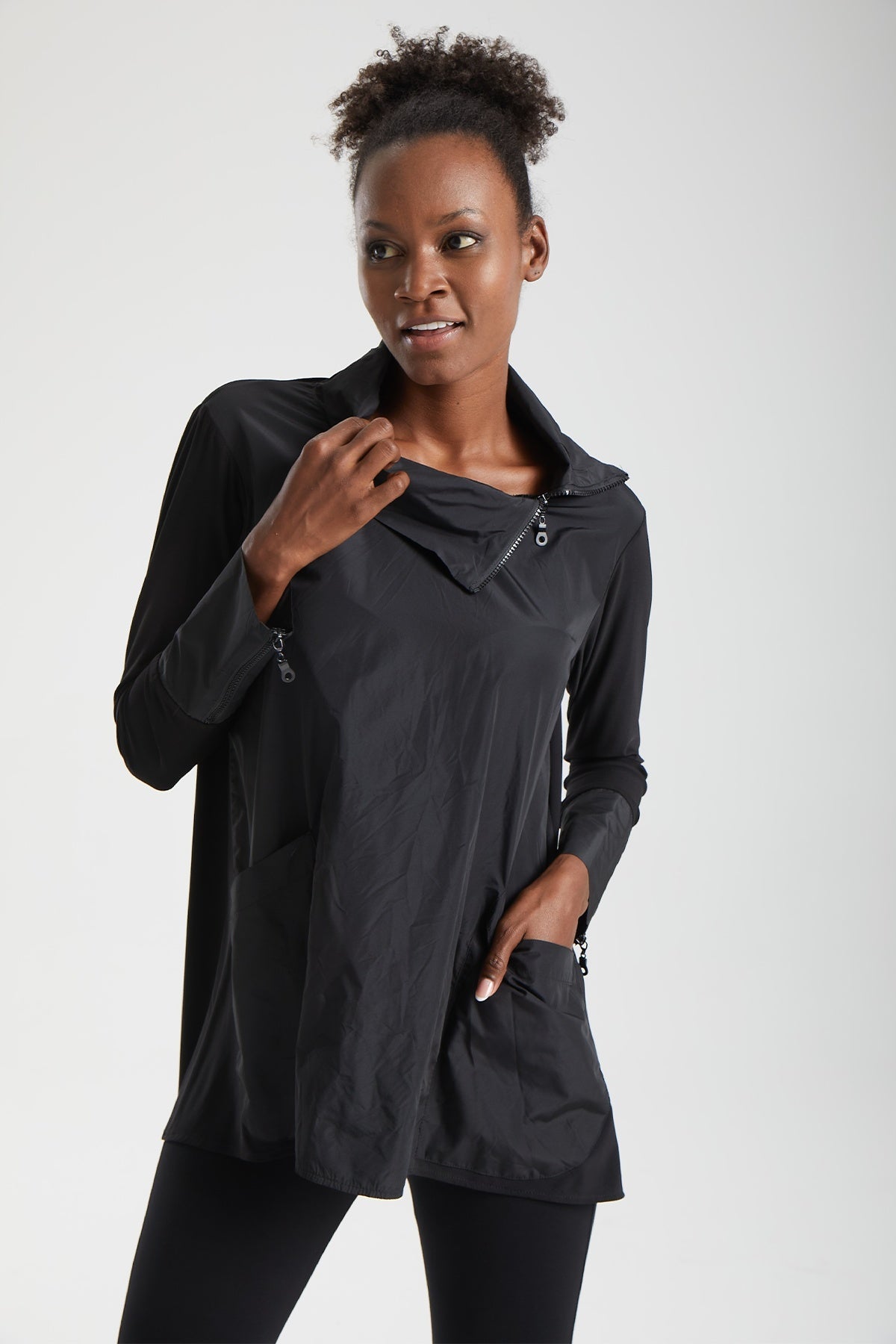 Kadın siyah tunik – ZENITH Yapısal Yüksek Yaka Tunik | IMBUE color:siyah