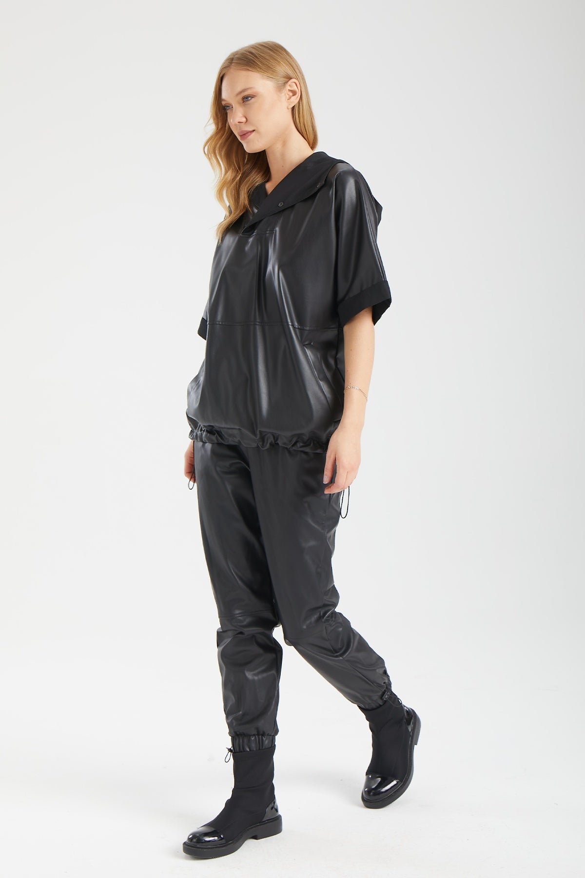 Kadın siyah bluz – KINETIC Deri Bluz | IMBUE color:siyah