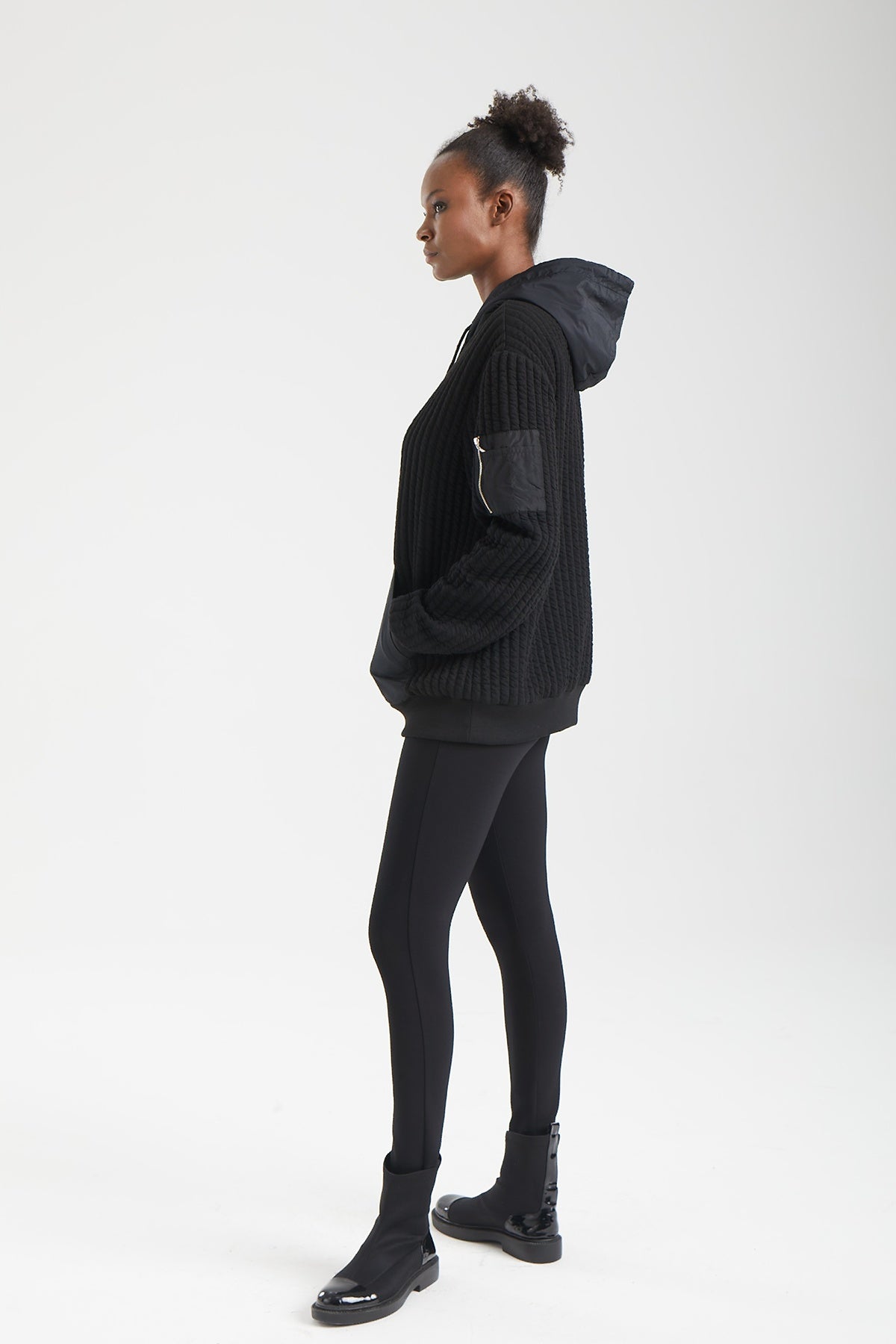 Kadın siyah sweatshirt – MATRIX Dokulu Kapüşonlu Sweatshirt | IMBUE color:siyah