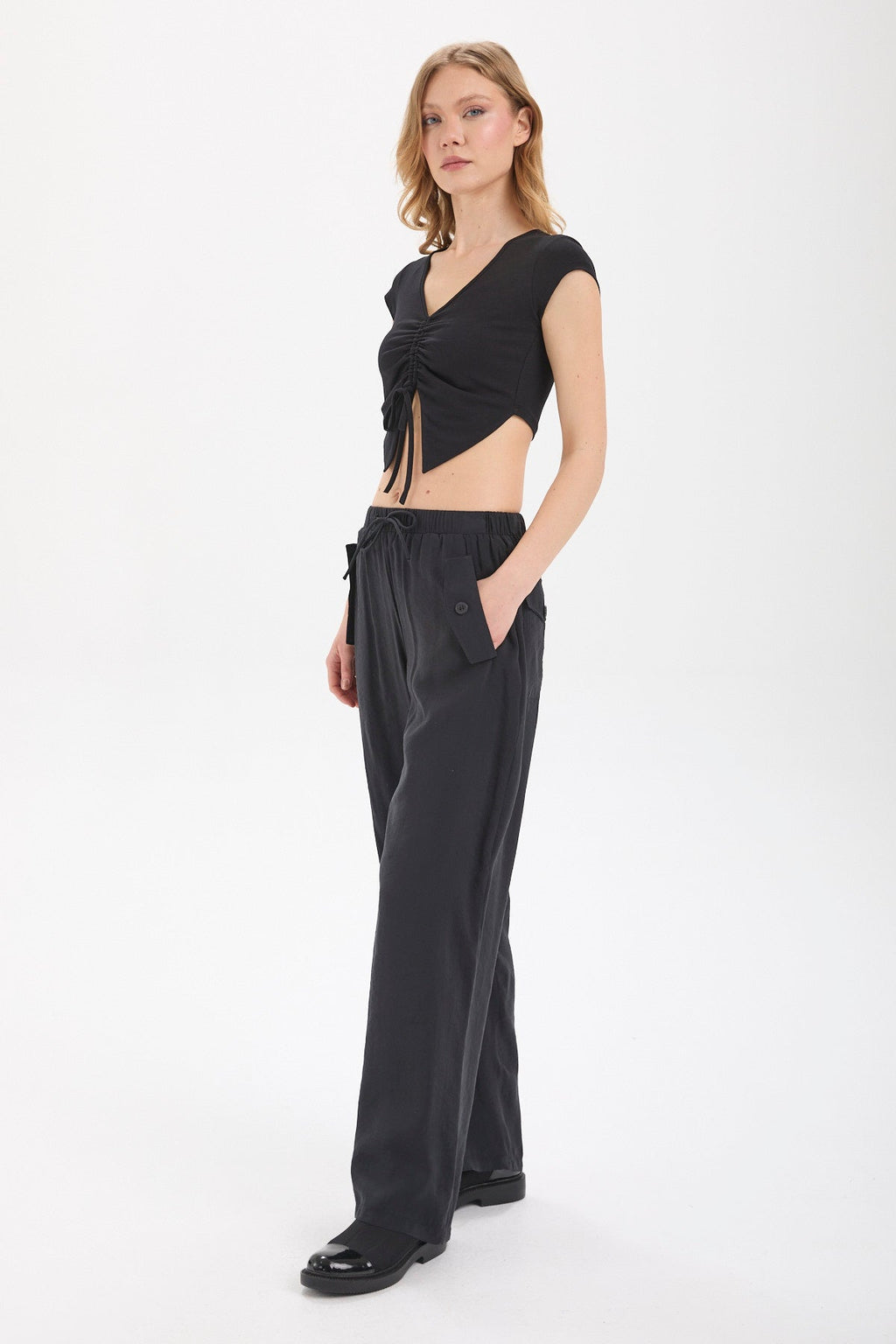 Kadın siyah pantolon – KAI Geniş Paça Pantolon | IMBUE color:siyah