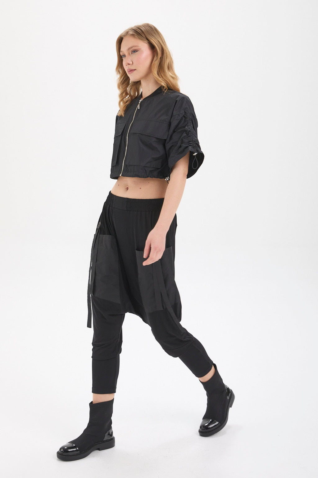 Kadın siyah pantolon – STRATA Katmanlı Şalvar Pantolon | IMBUE color:siyah