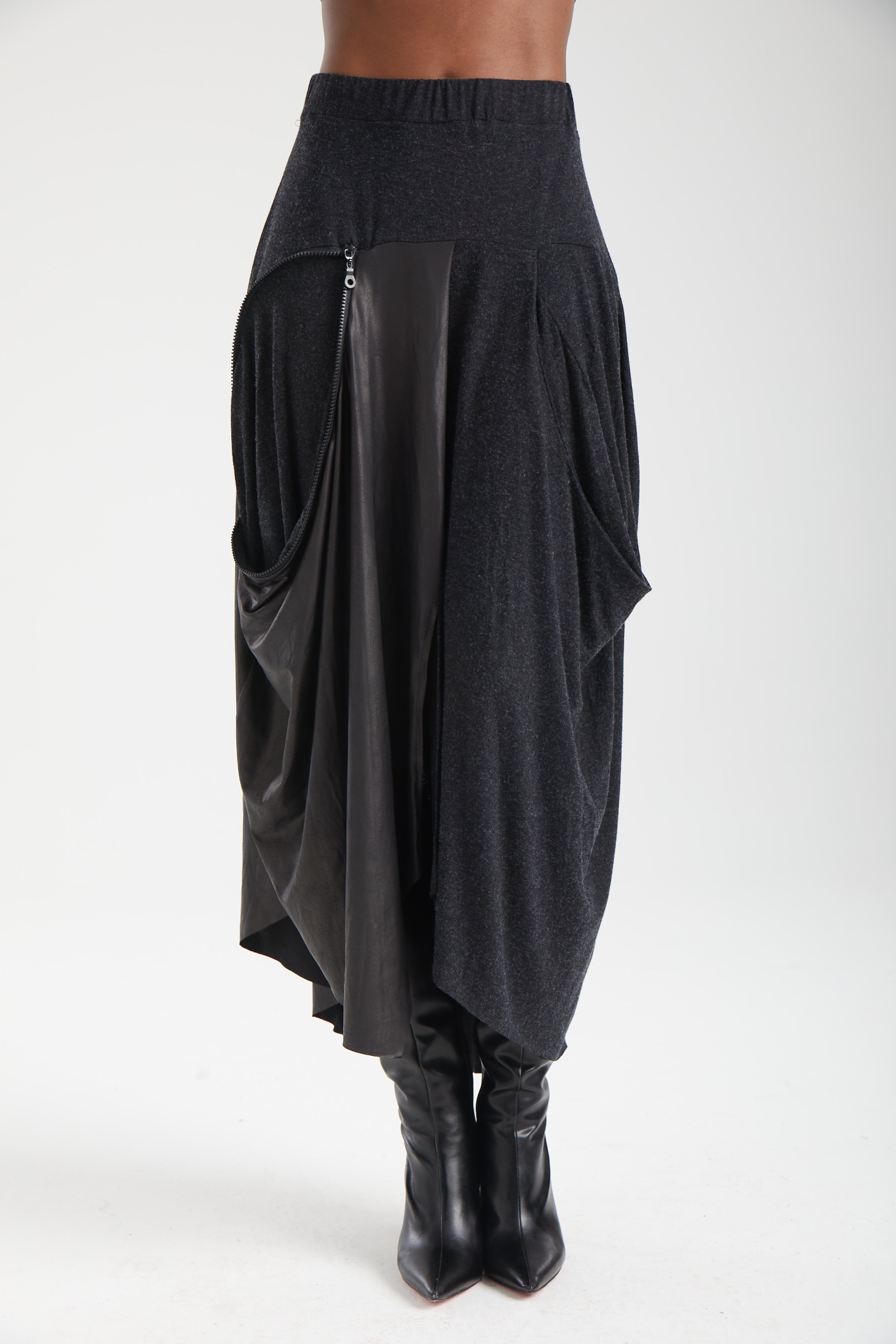 Kadın siyah etek – JUNO Teknik Etek | IMBUE color:siyah