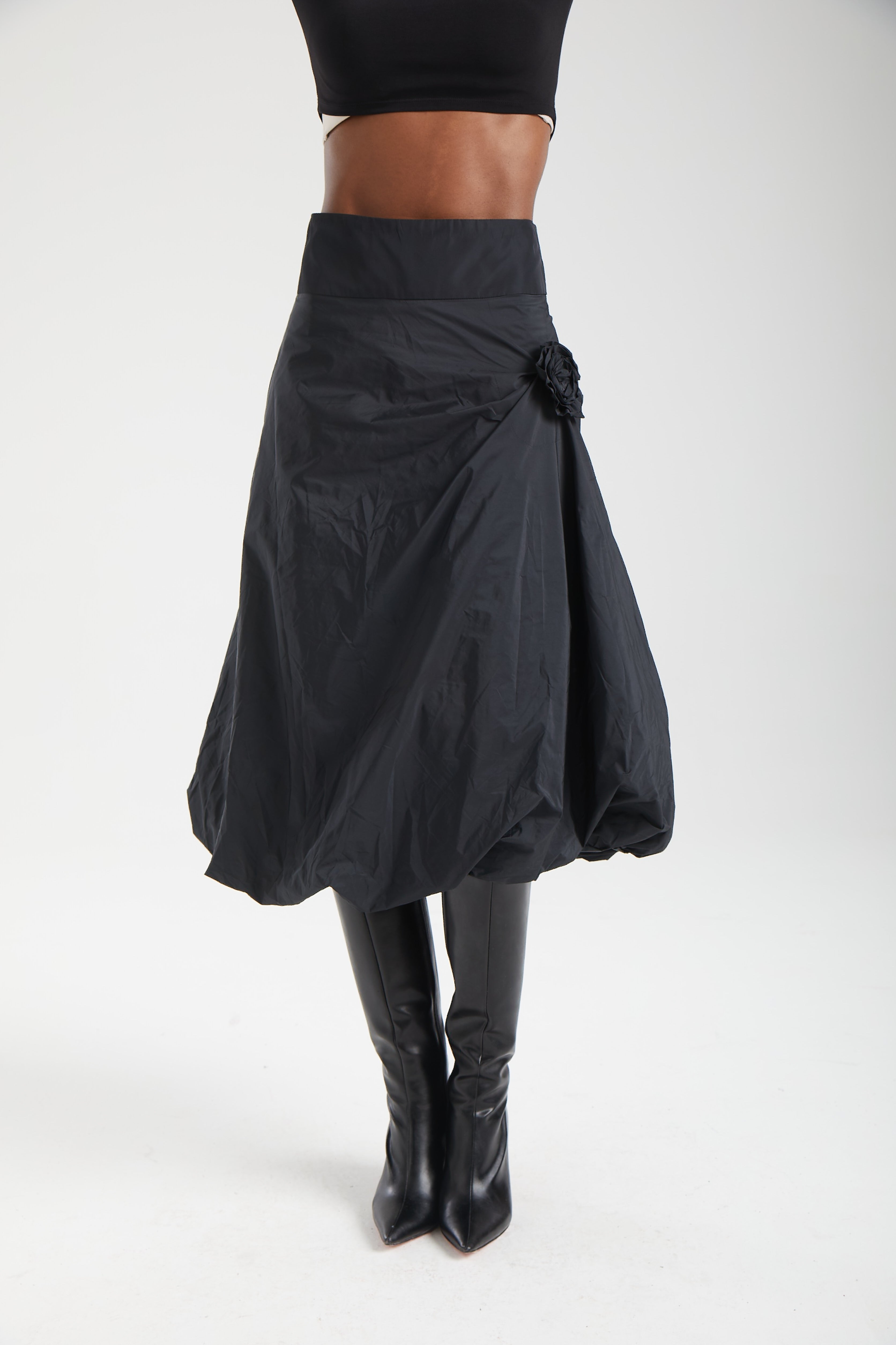 Kadın siyah etek – FLORA Rozet Etek | IMBUE color:siyah