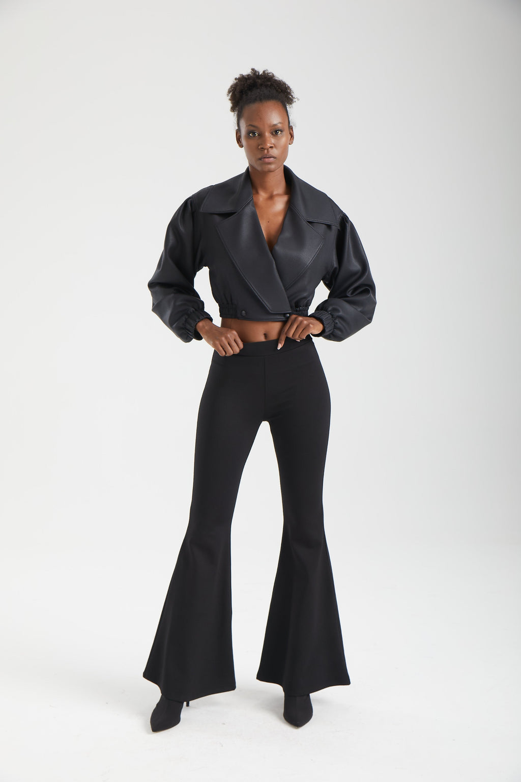 Kadın siyah pantolon – PILLAR Düz Kesim Pantolon | IMBUE color:siyah