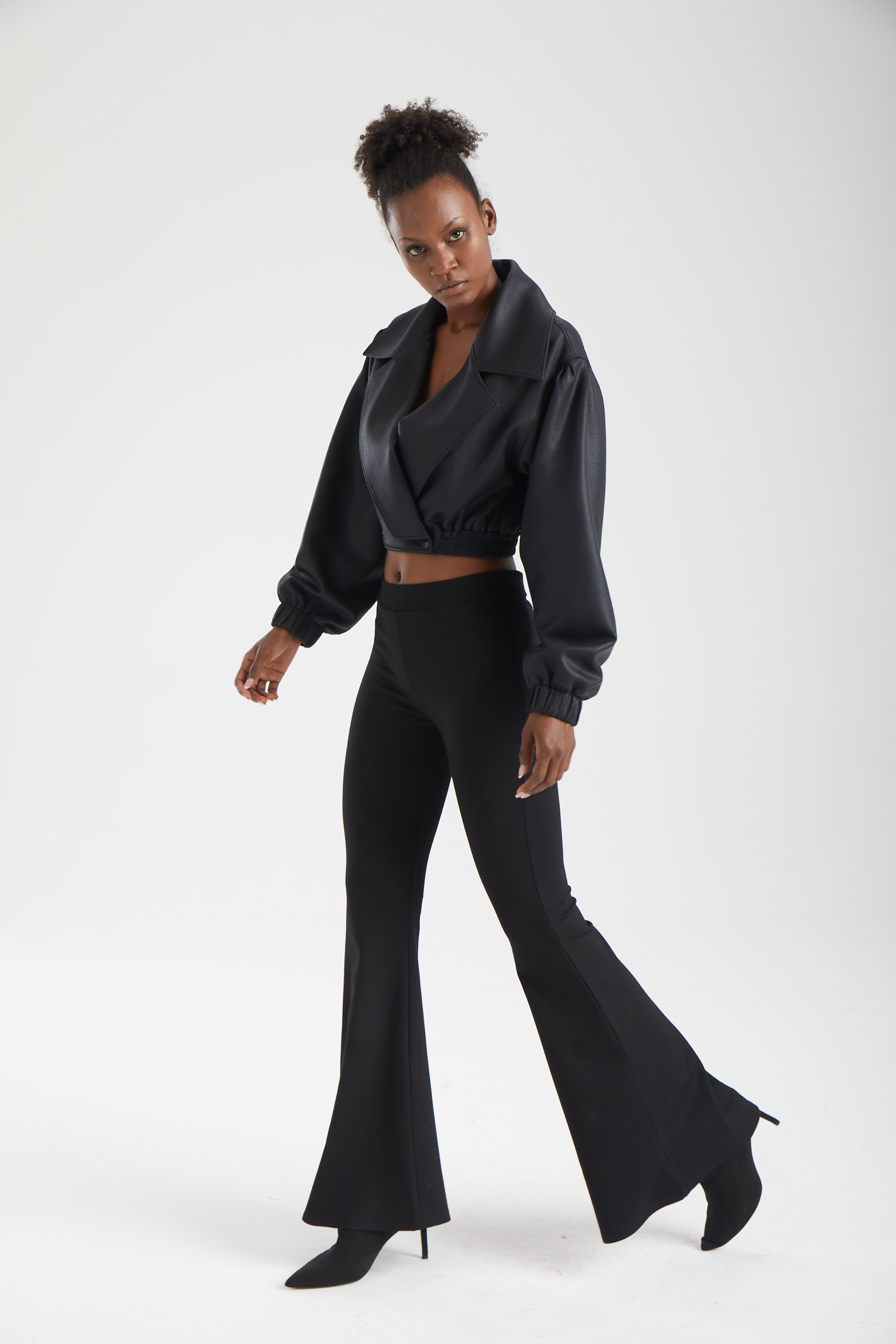 Kadın siyah pantolon – PILLAR Düz Kesim Pantolon | IMBUE color:siyah