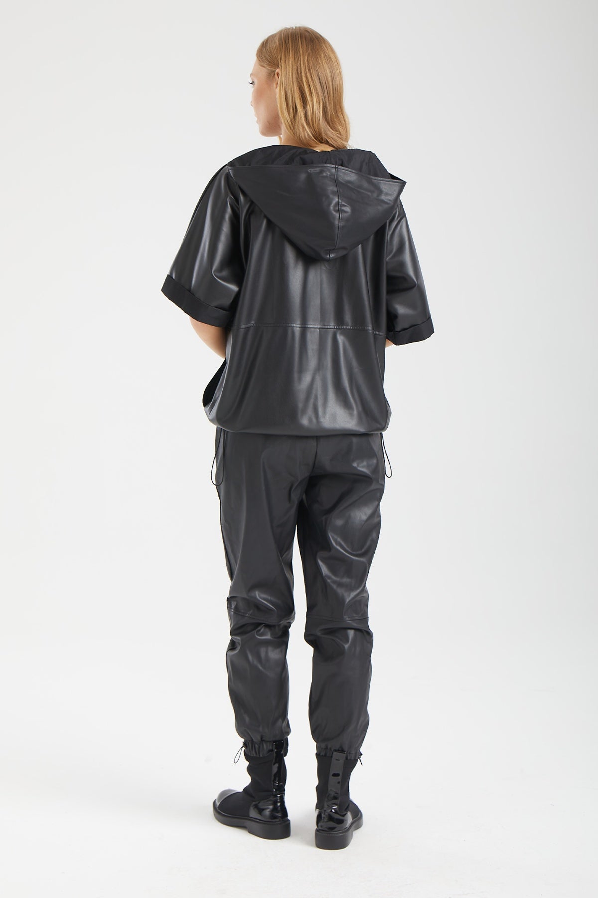 Kadın siyah pantolon – KINETIC Vegan Deri Pantolon | IMBUE color:siyah