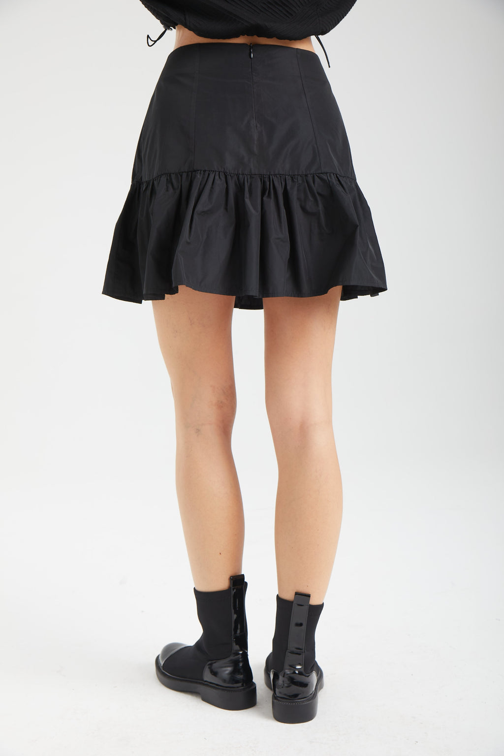 Kadın siyah etek – POISE Yapısal Mini Etek | IMBUE color:siyah