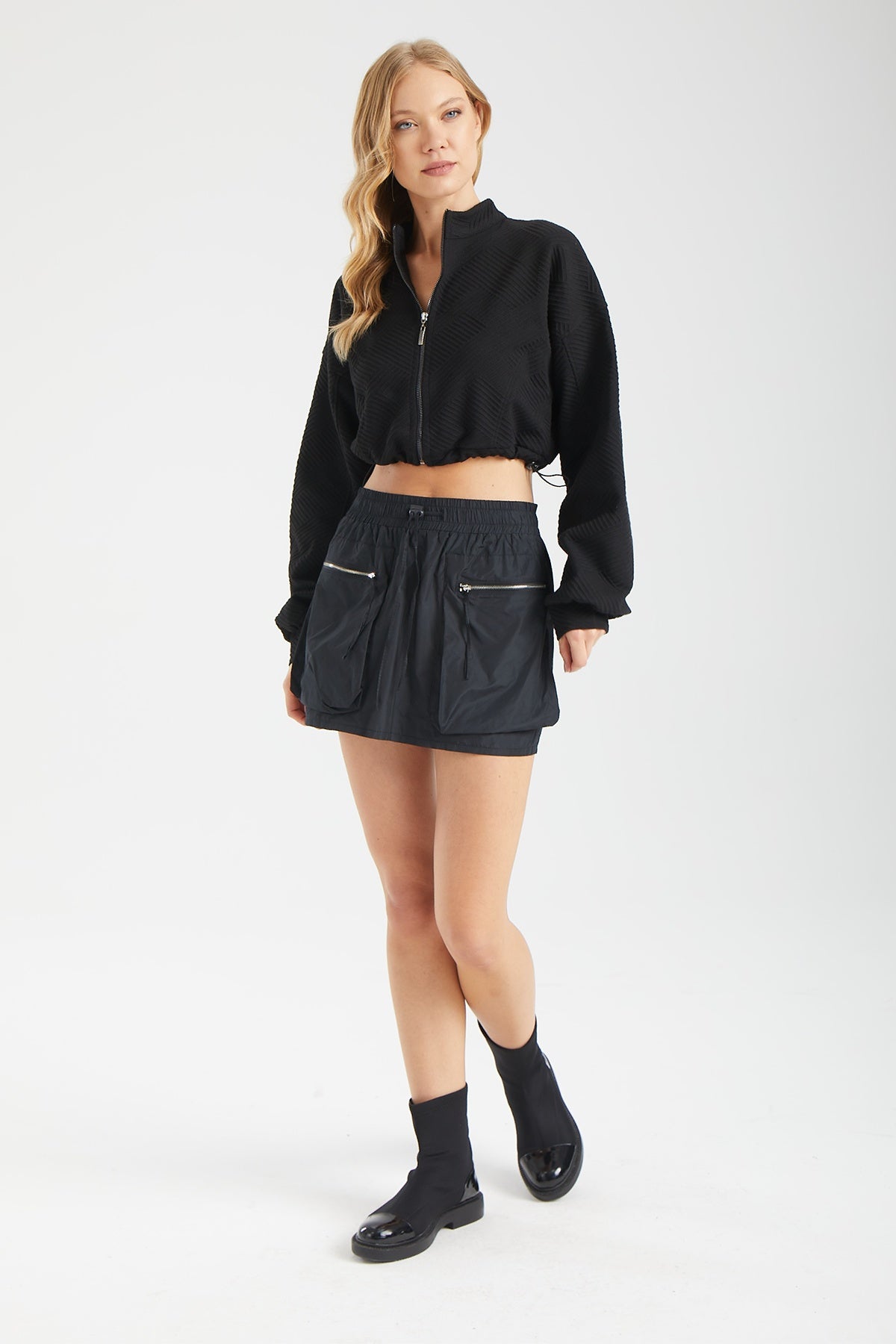 Kadın siyah etek – ORBIT Teknik Mini Etek | IMBUE color:siyah