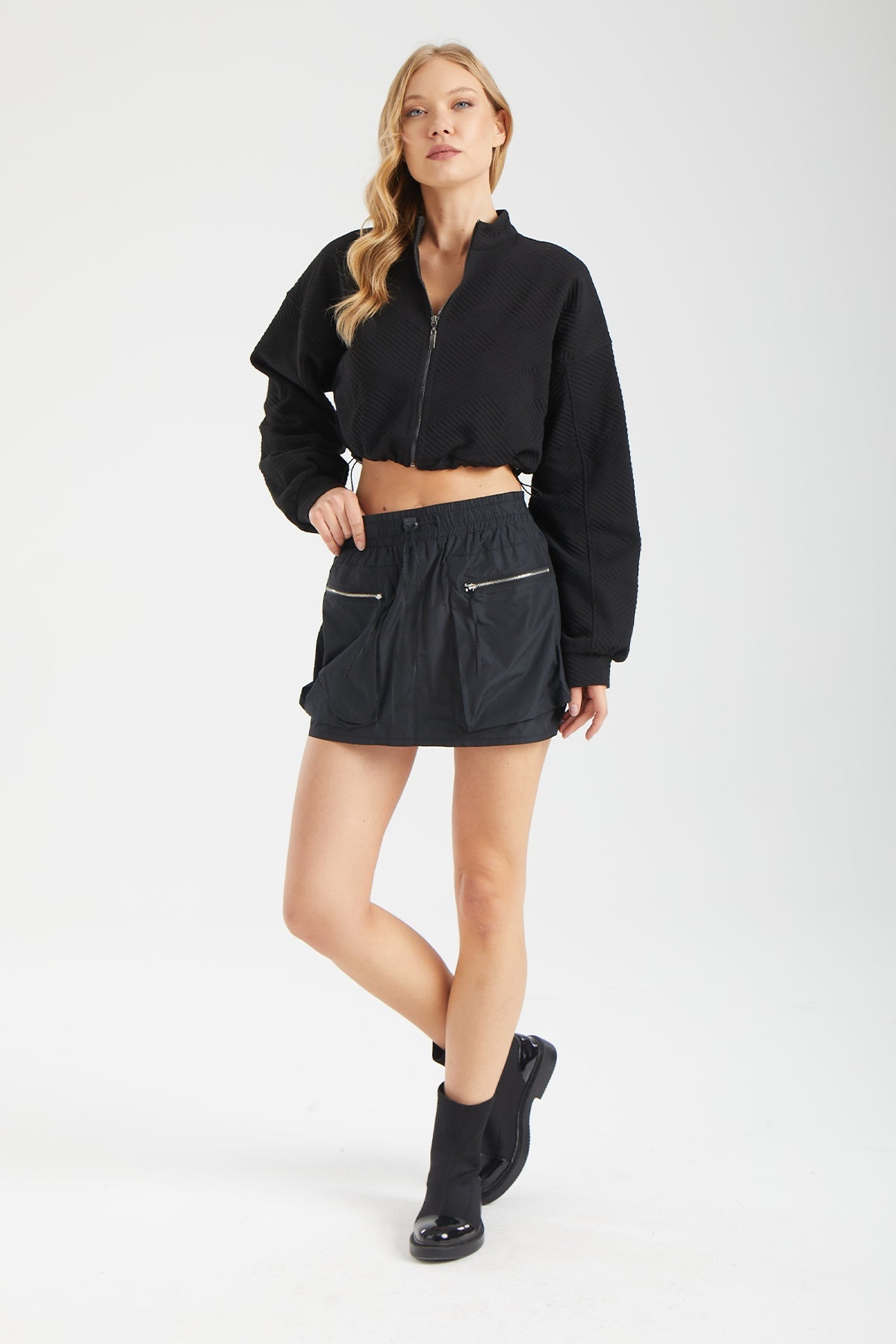 Kadın siyah etek – ORBIT Teknik Mini Etek | IMBUE color:siyah