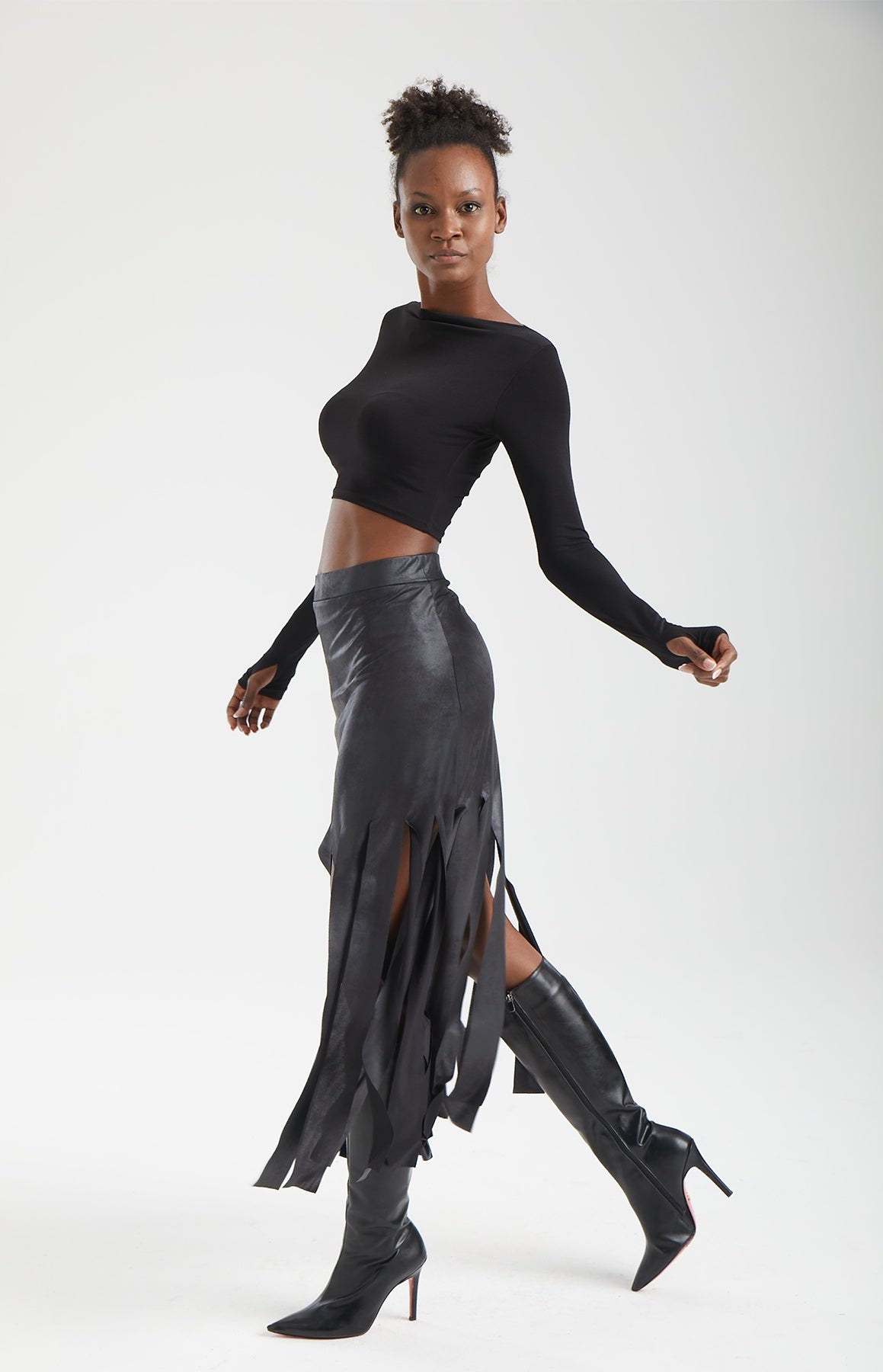 Kadın siyah etek – FRINGE Vegan Deri Etek | IMBUE color:siyah