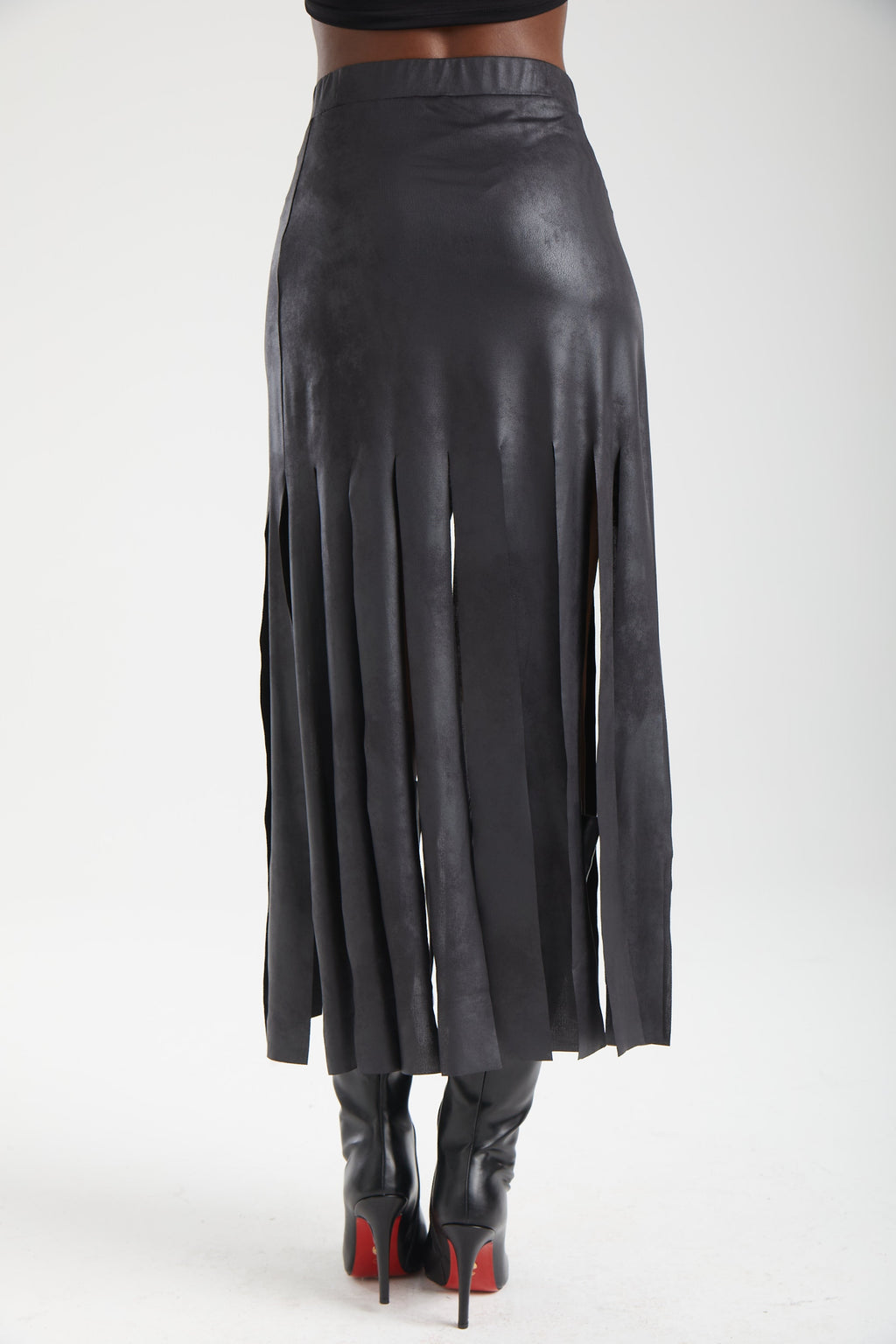 Kadın siyah etek – FRINGE Vegan Deri Etek | IMBUE color:siyah