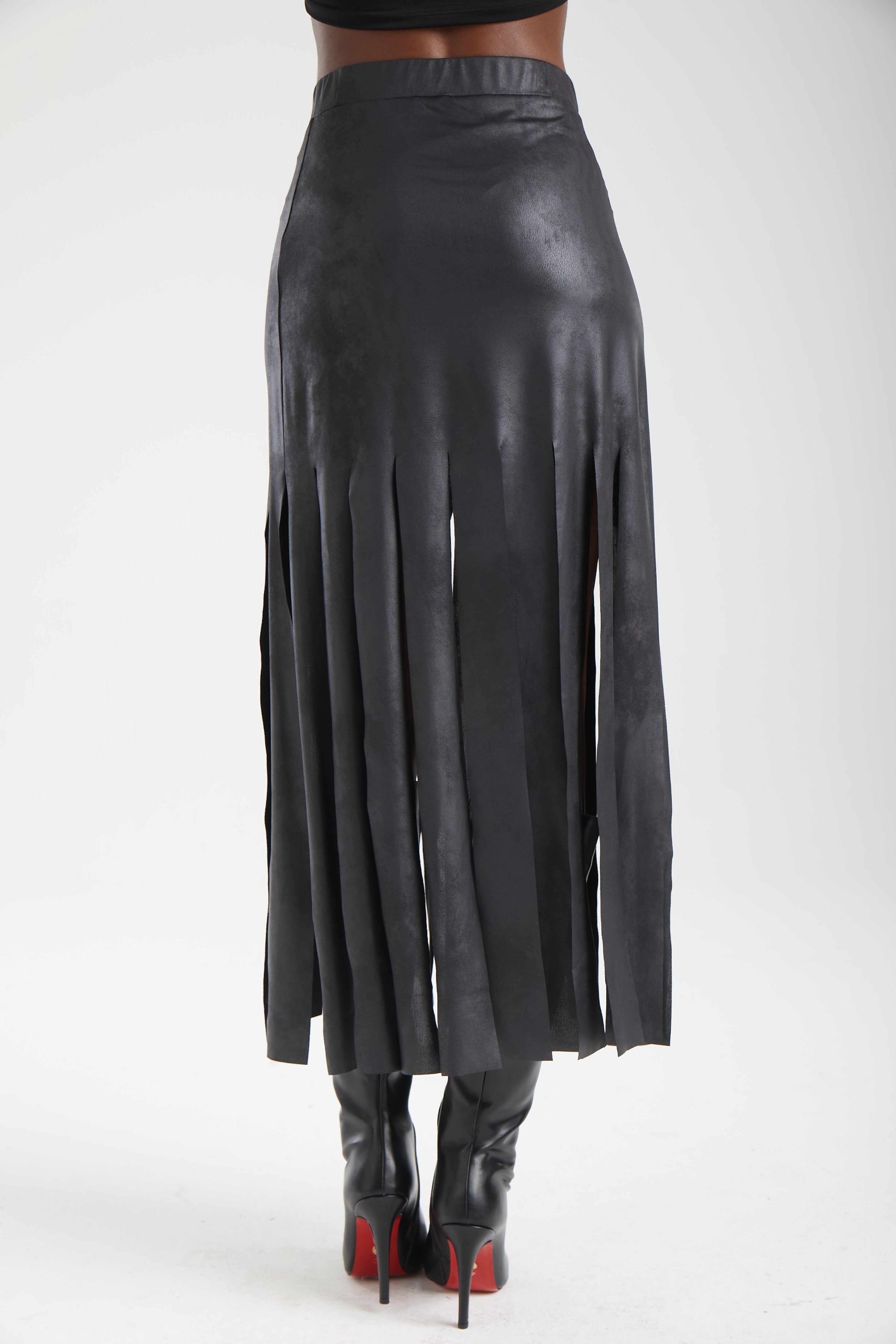 Kadın siyah etek – FRINGE Vegan Deri Etek | IMBUE color:siyah