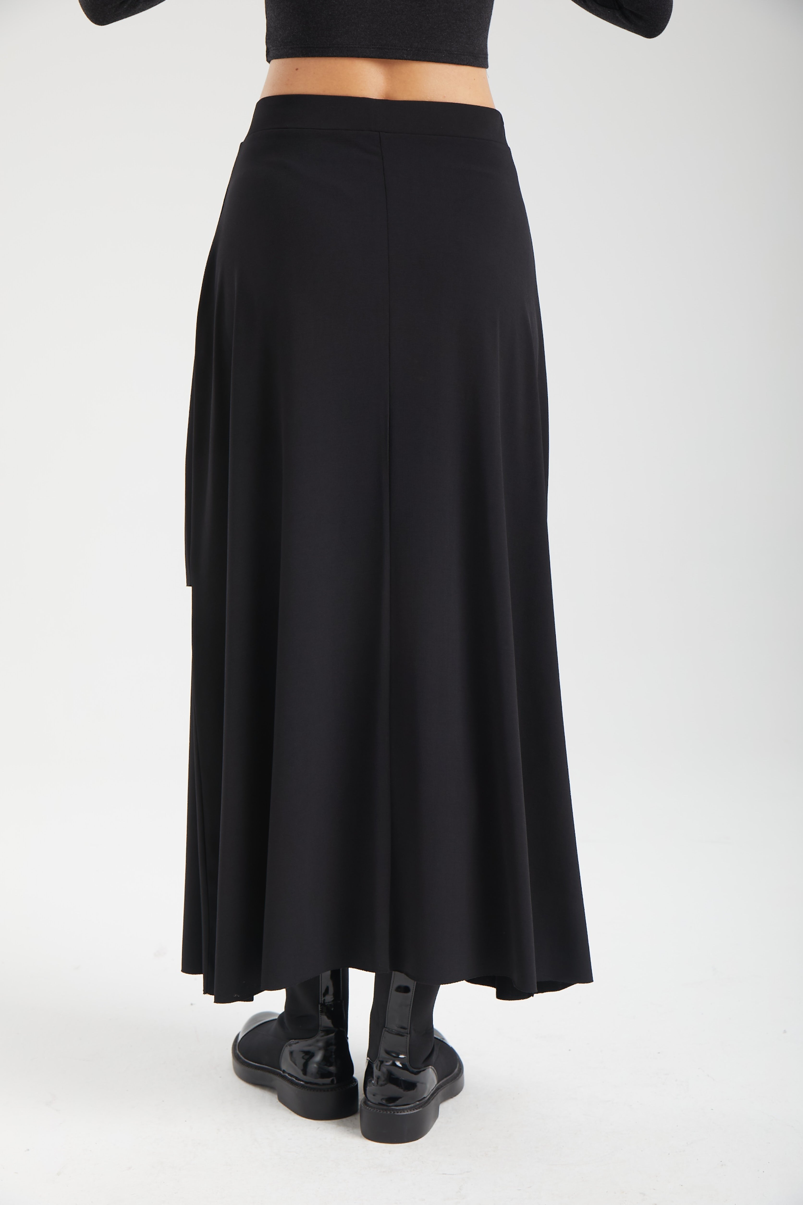 Kadın siyah etek – ZEN Asimetrik Panelli Maxi Etek | IMBUE color:siyah