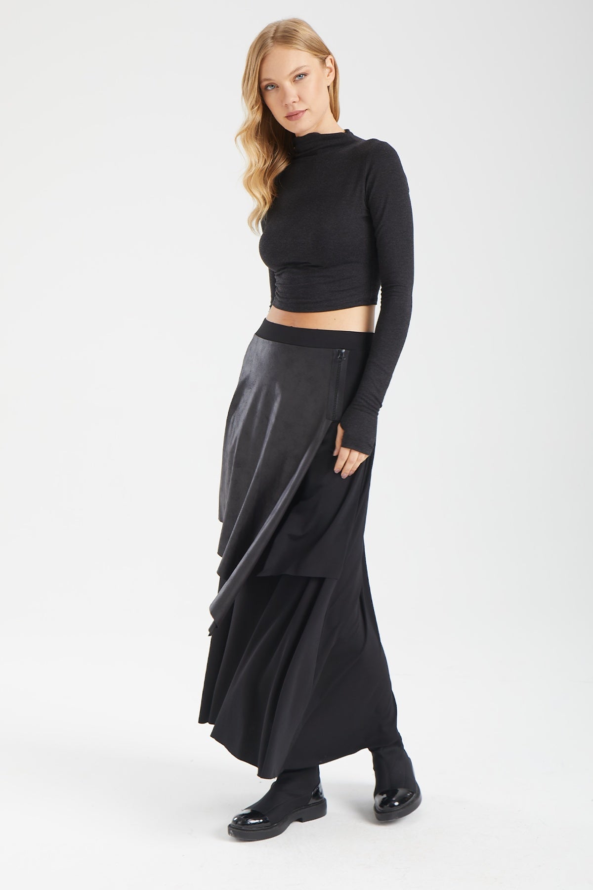 Kadın siyah etek – ZEN Asimetrik Panelli Maxi Etek | IMBUE color:siyah