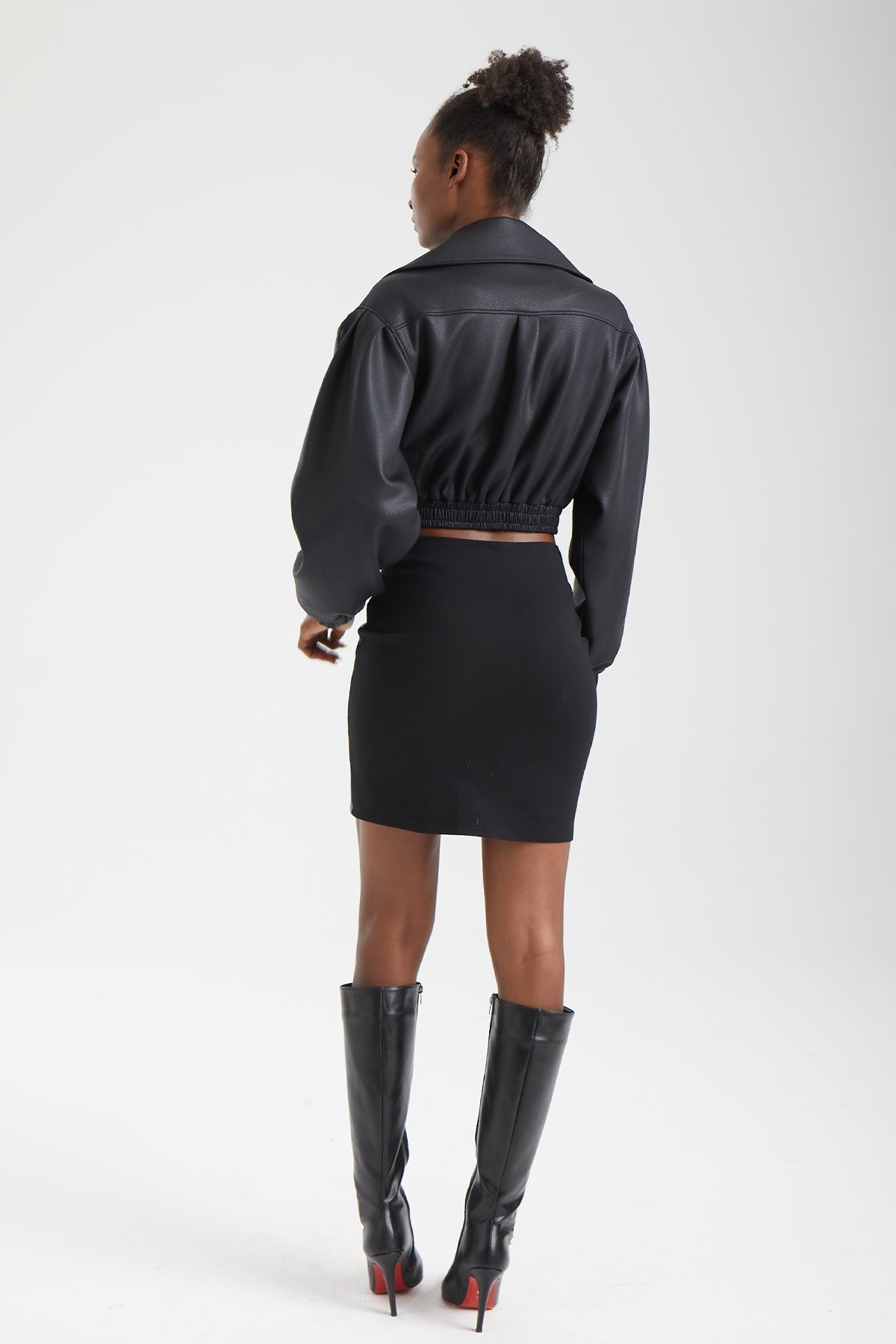 Kadın siyah ceket – ERIS Yapısal Kol Ceket | IMBUE color:siyah