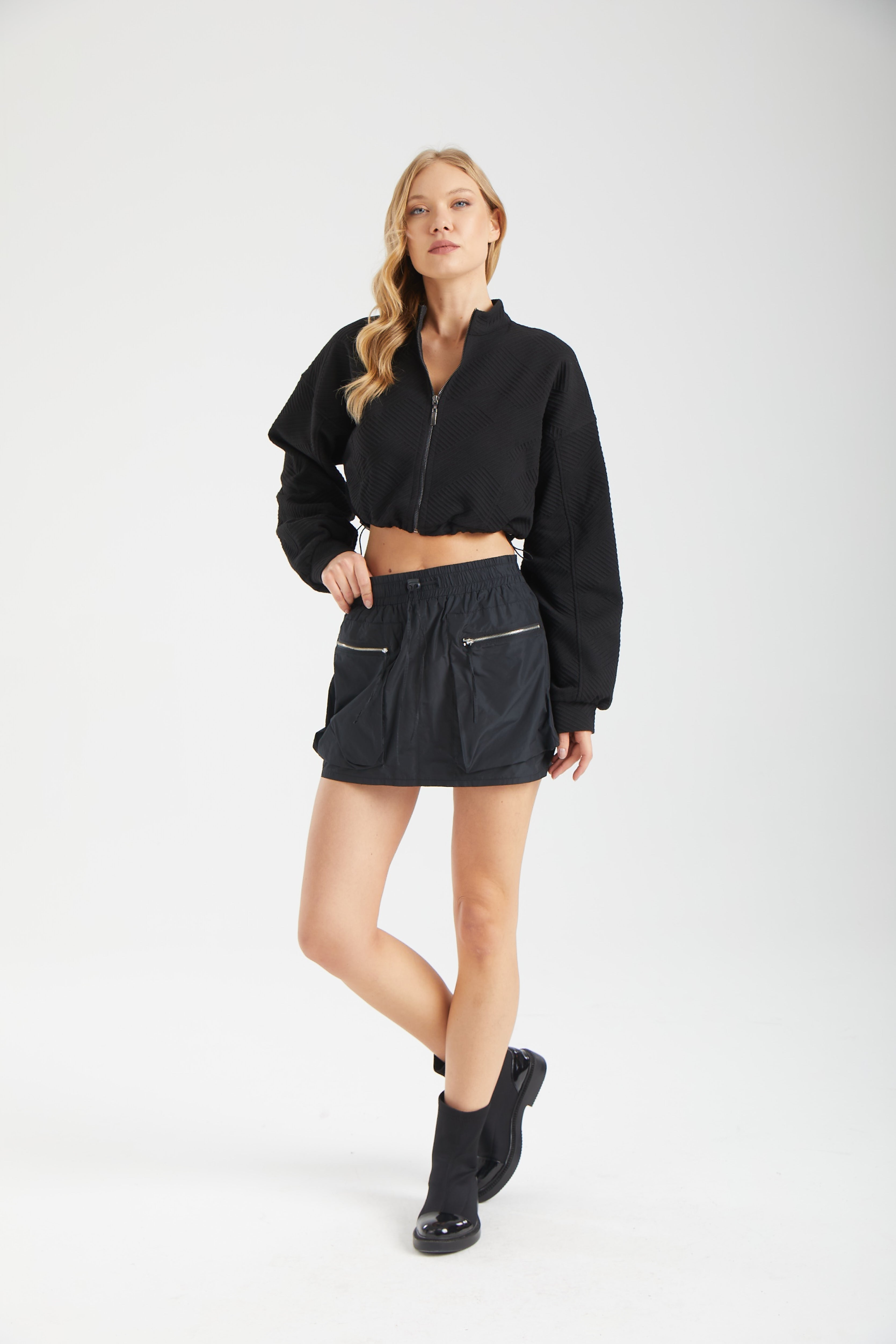 Kadın siyah ceket – KIRA Yapısal Bomber Ceket | IMBUE color:siyah