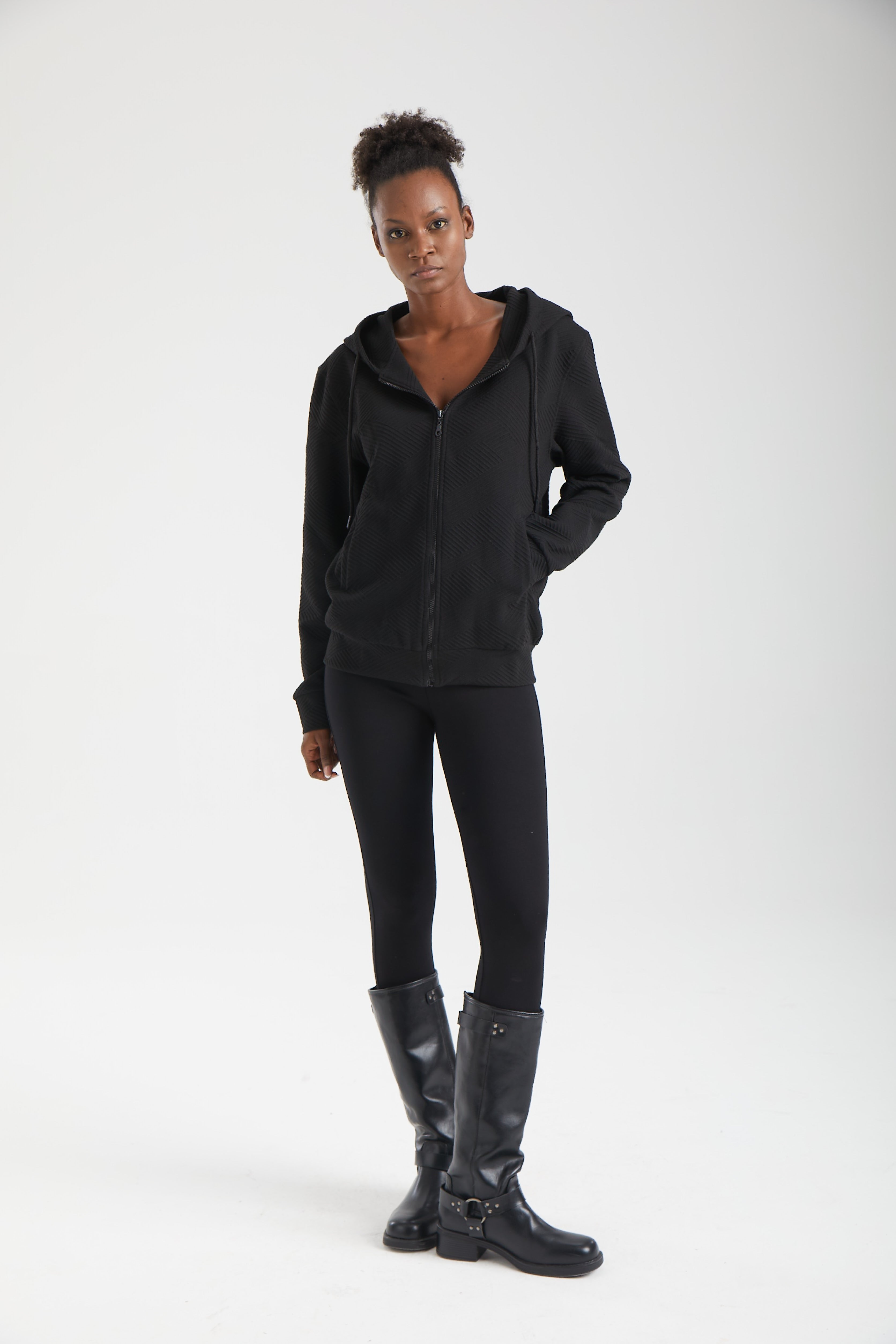 Kadın siyah ceket – LUNA Yapısal Dokulu Ceket | IMBUE color:siyah