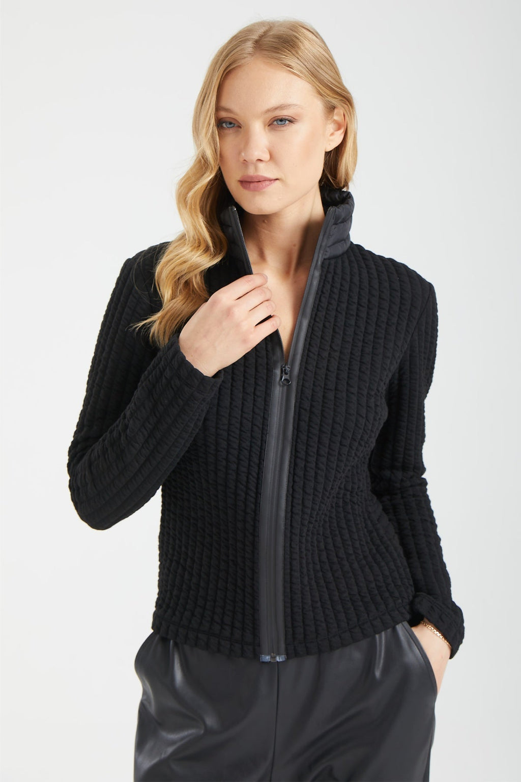 Kadın siyah ceket – ORBIT Konturlu Ceket | IMBUE color:siyah