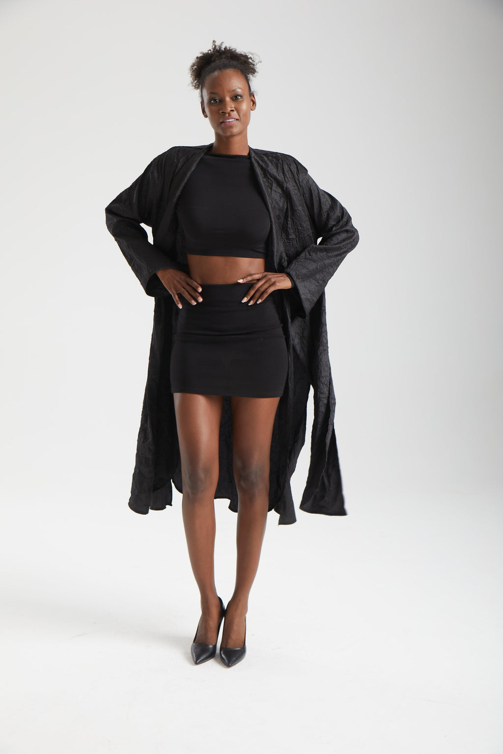 Kadın siyah kimono – NEBULA Kırışık Dokulu Kimono | IMBUE color:siyah