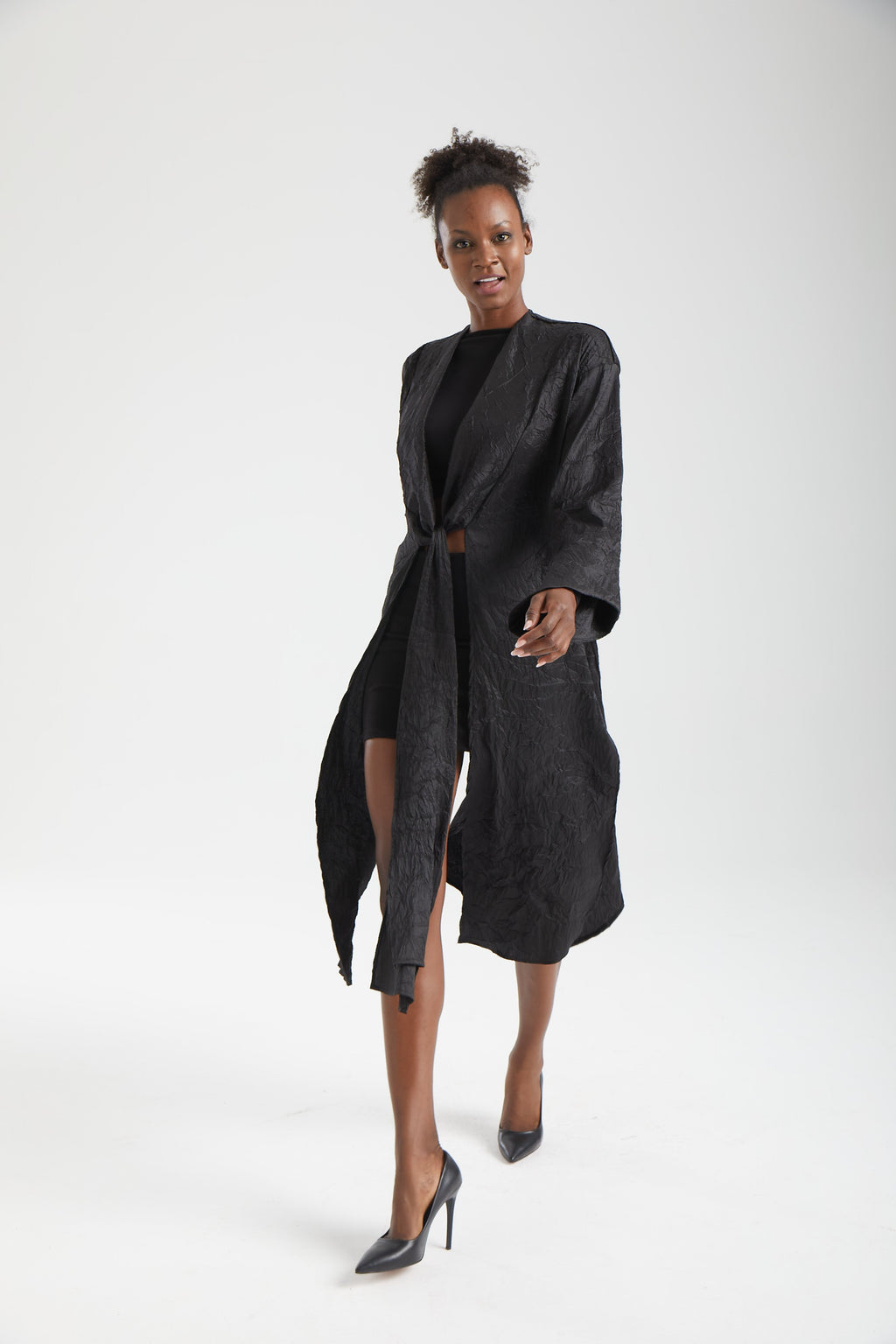 Kadın siyah kimono – NEBULA Kırışık Dokulu Kimono | IMBUE color:siyah