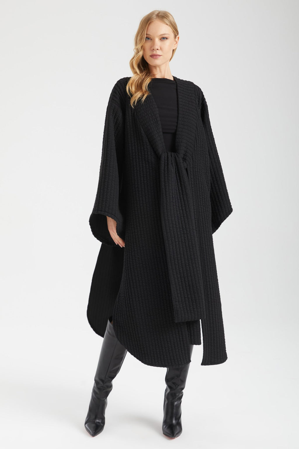 Kadın siyah kimono – ATLAS Yapısal Kimono | IMBUE [color:siyah]