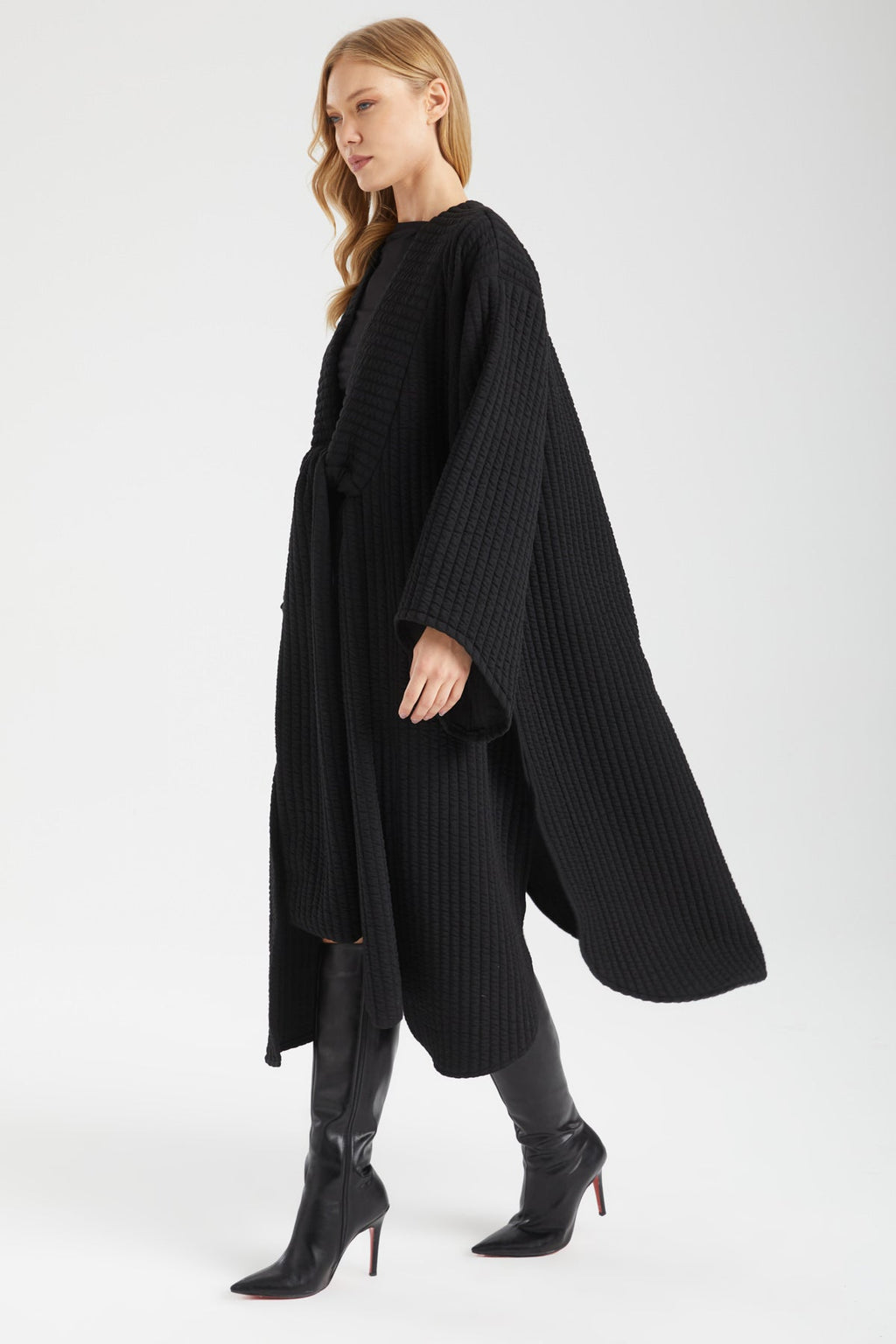 Kadın siyah kimono – ATLAS Yapısal Kimono | IMBUE [color:siyah]