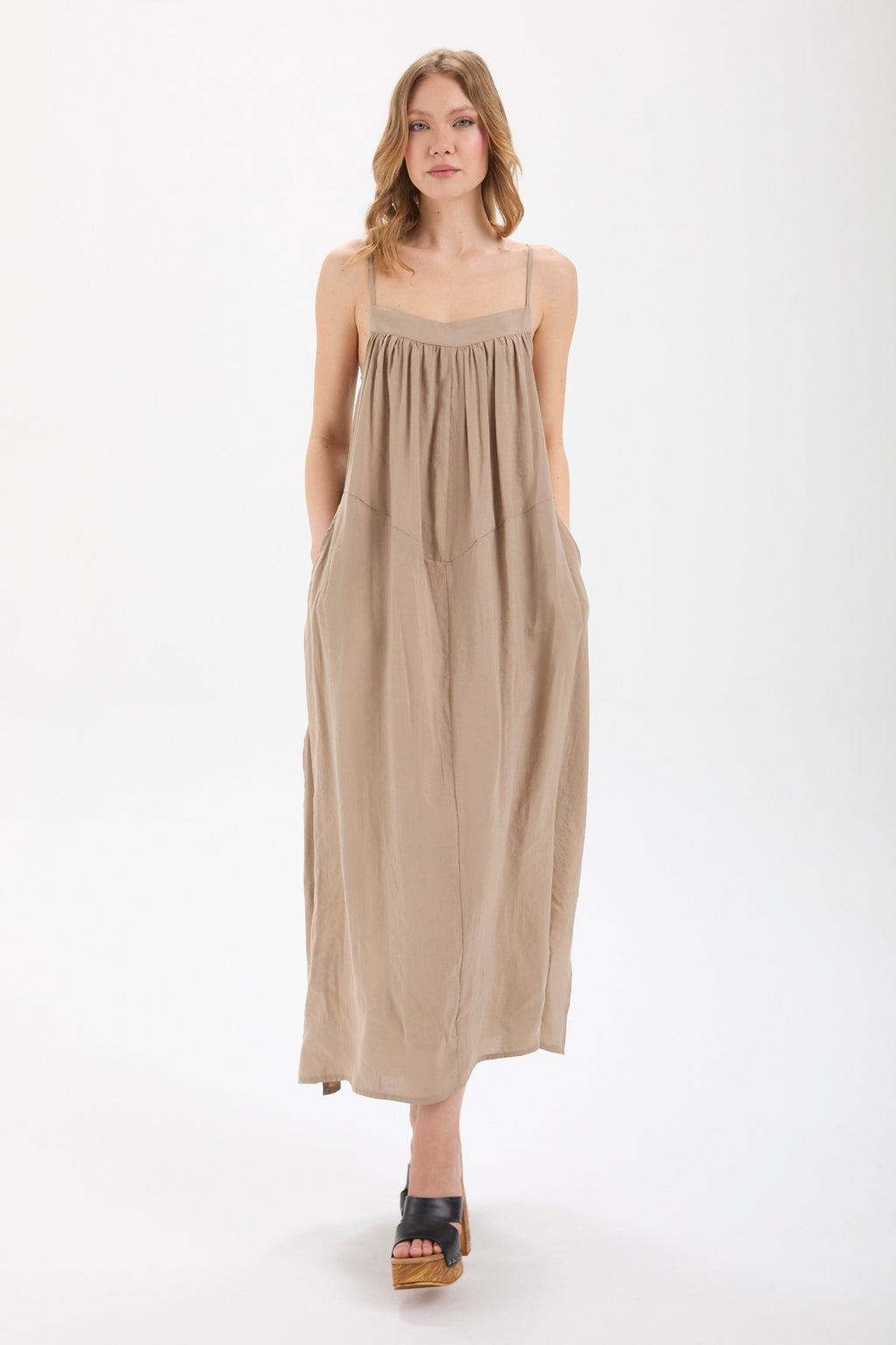 ELYSE Dökümlü Maxi Elbise - bej dökümlü maxi elbise - IMBUE - color:BEI