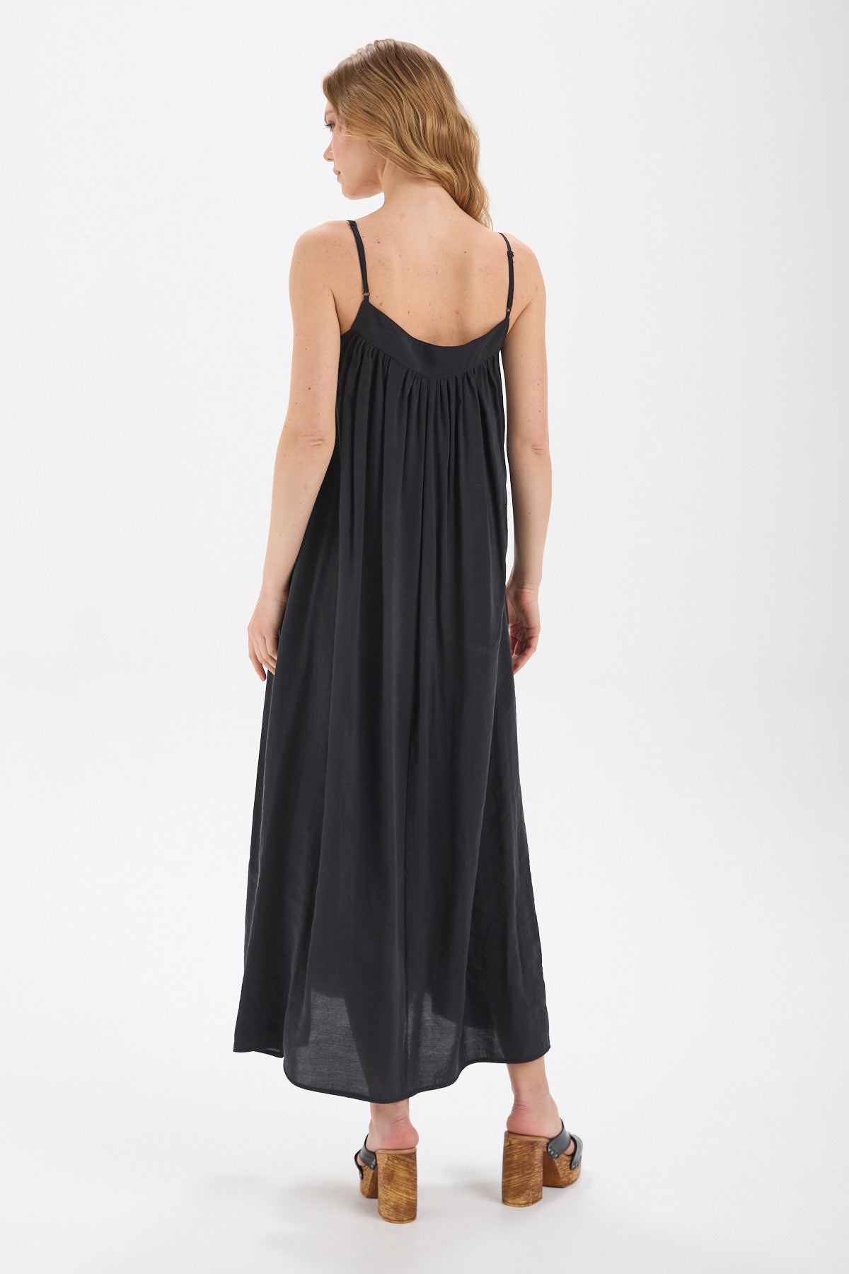 ELYSE Dökümlü Maxi Elbise - siyah dökümlü maxi elbise - IMBUE - color:BLK