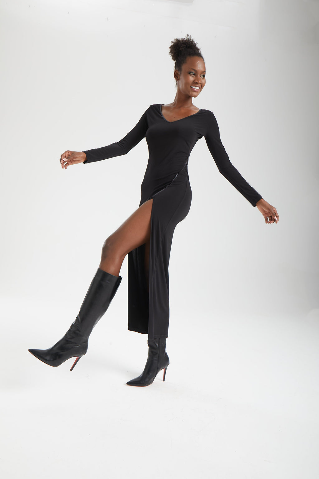 Kadın siyah elbise – AXELLE Vegan Deri Konturlu Elbise | IMBUE color:siyah