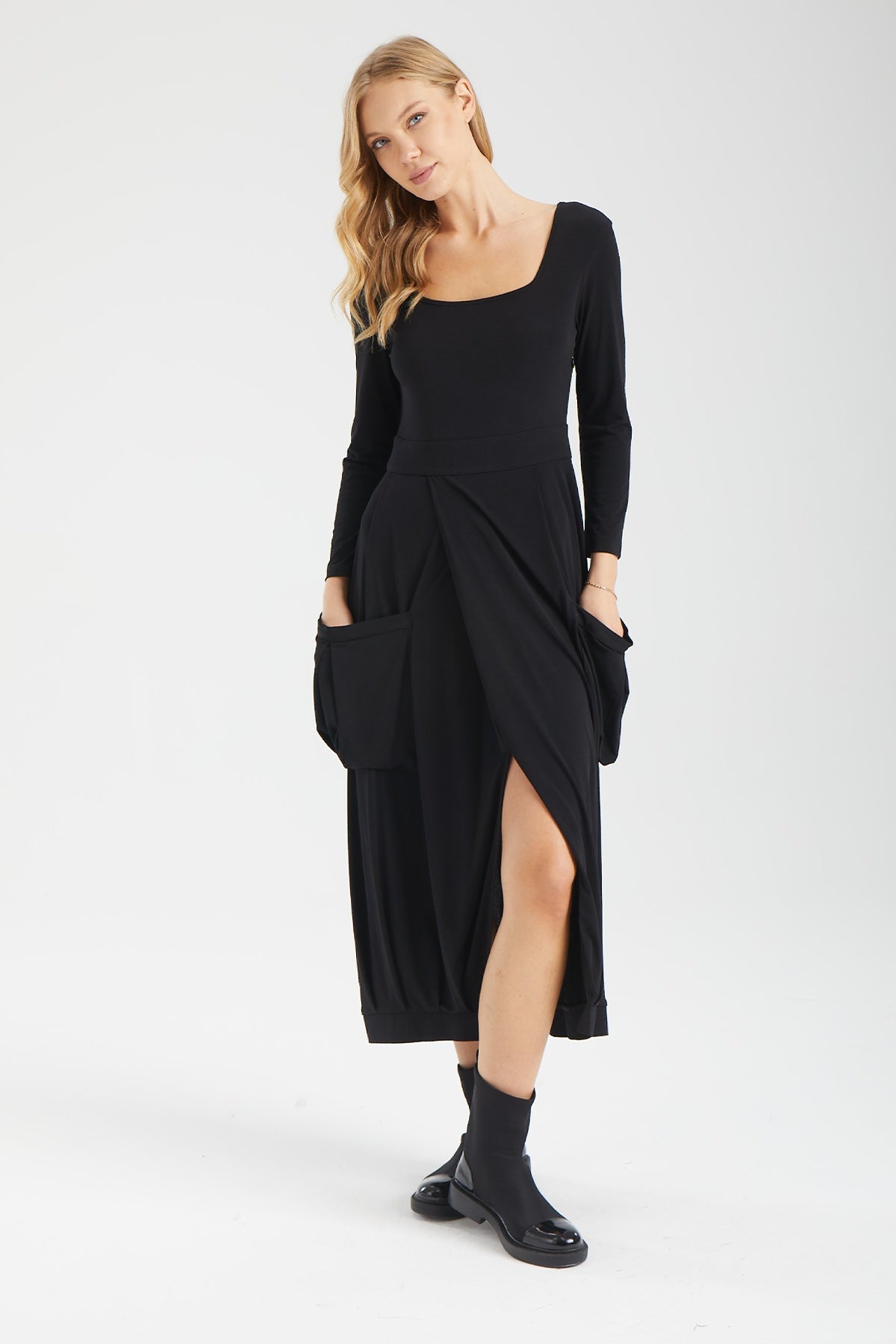 Kadın siyah elbise – THEA Drapeli Elbise | IMBUE color:siyah