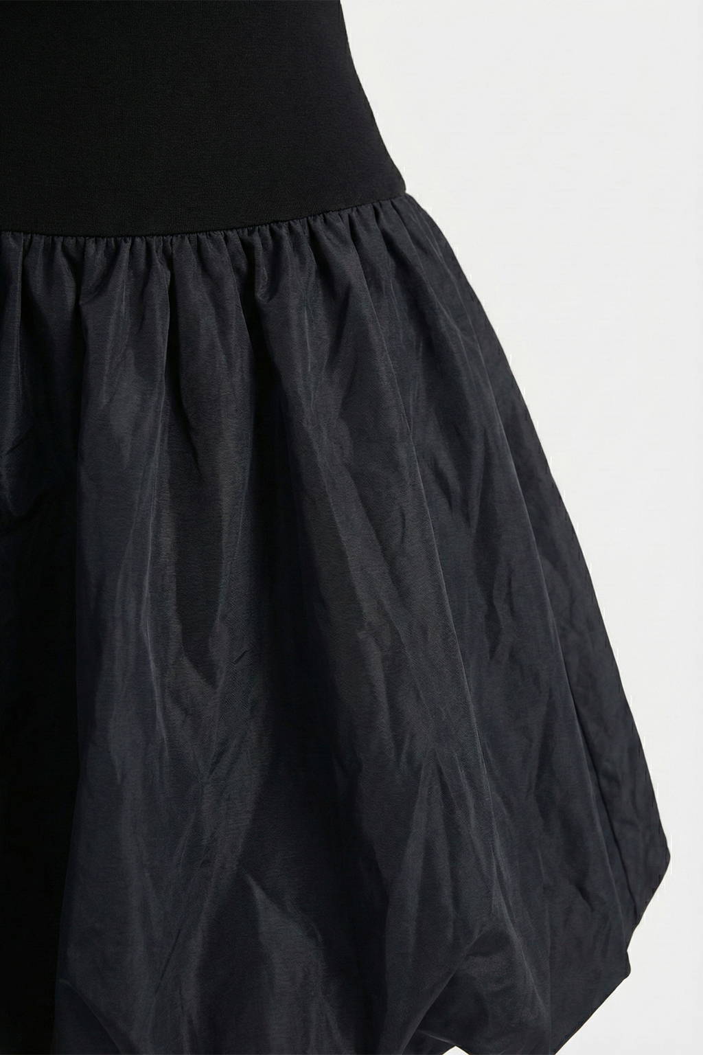 Kadın siyah elbise – HEBE Yapısal Elbise | IMBUE [color:siyah]