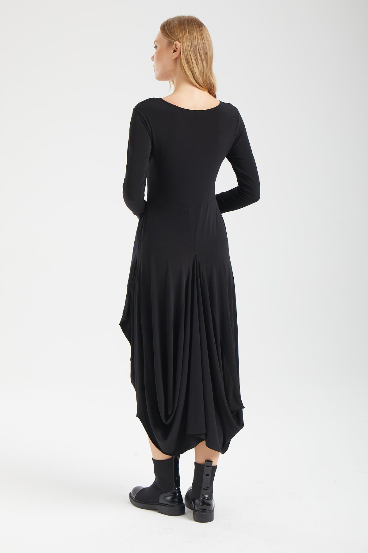 Kadın siyah elbise – TERRA Cepli Elbise | IMBUE color:siyah