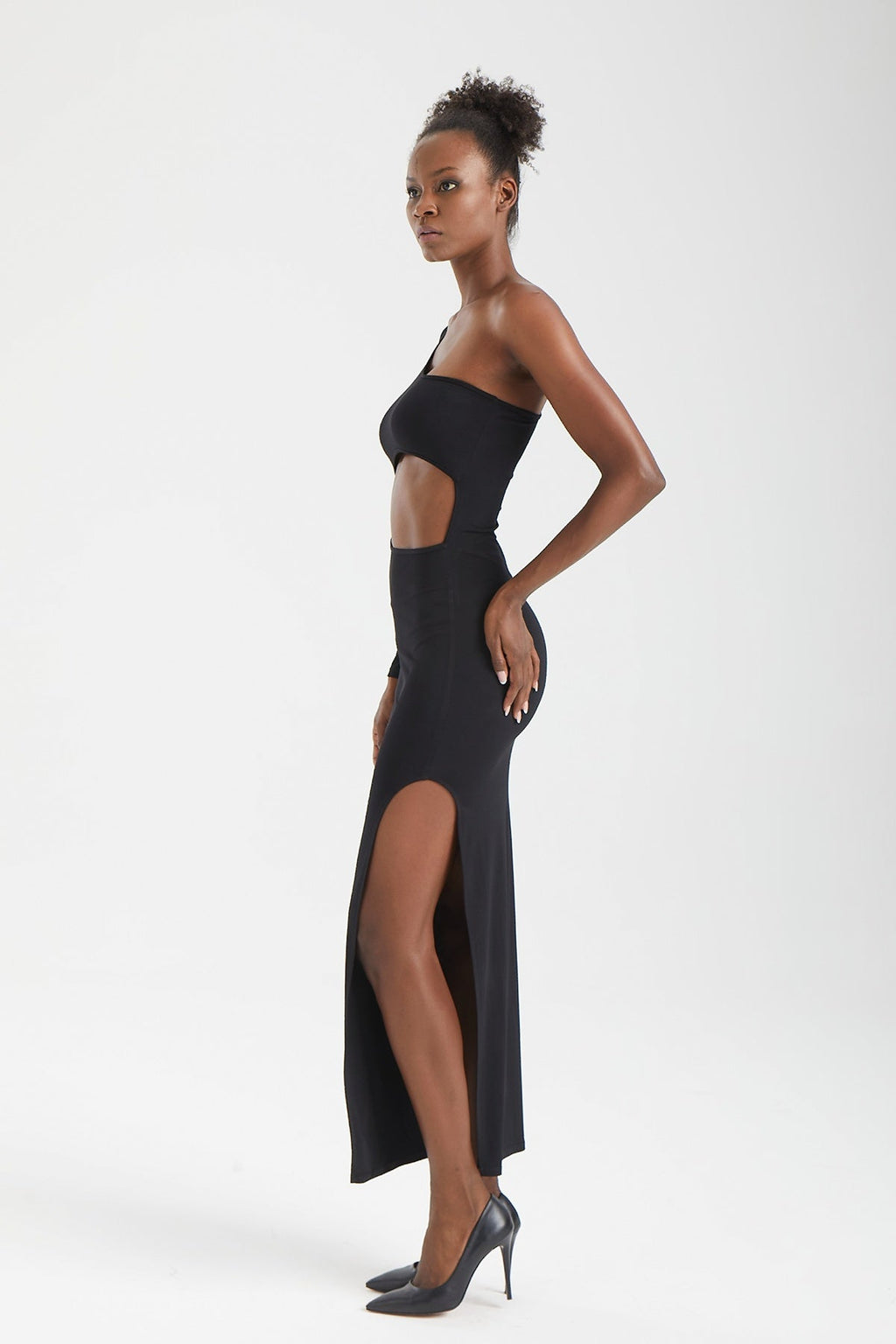 Kadın siyah elbise – VOID Kesik Detaylı Elbise | IMBUE [color:siyah]