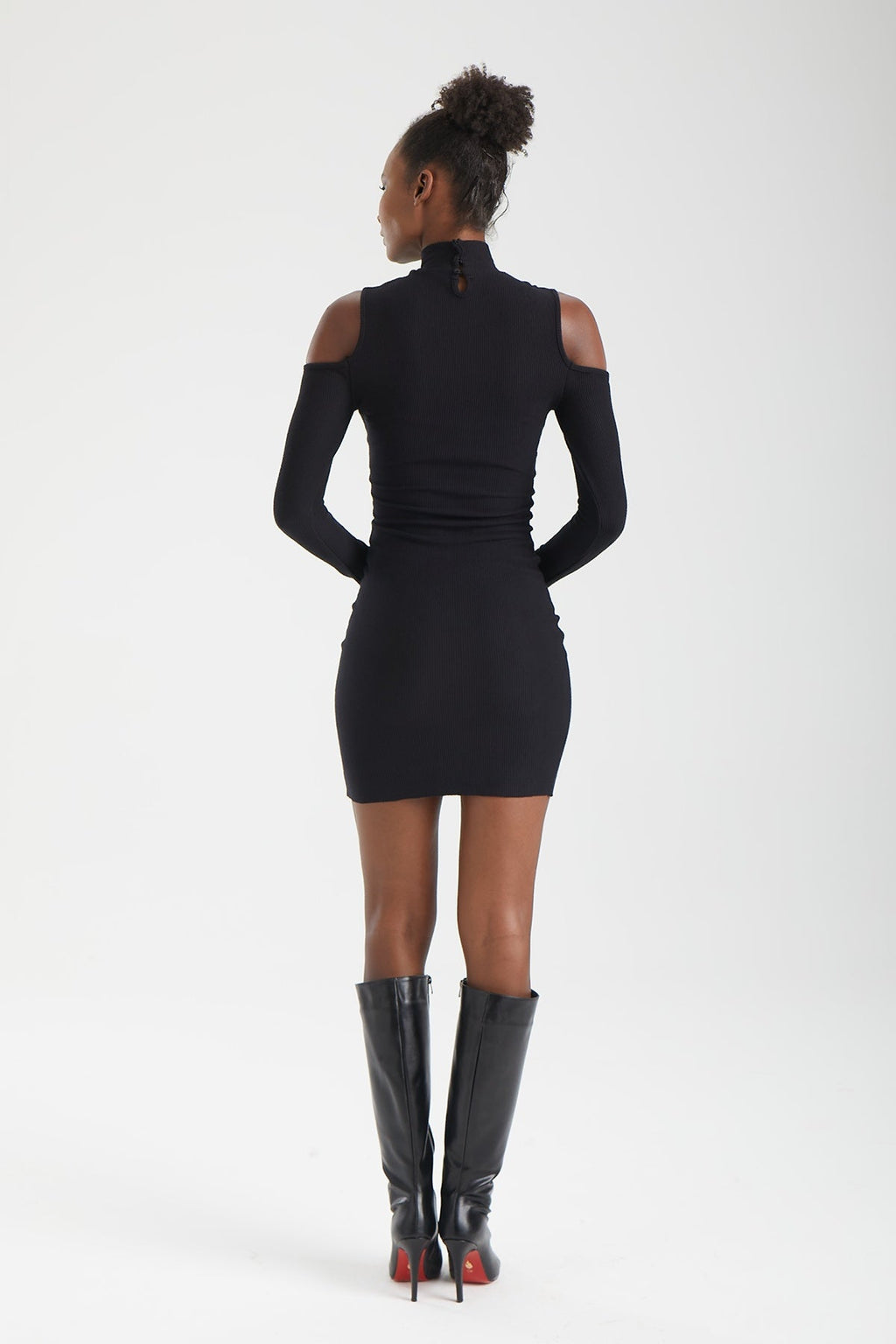 Kadın siyah elbise – LYRA Cut-Out Fitilli Elbise | IMBUE color:siyah