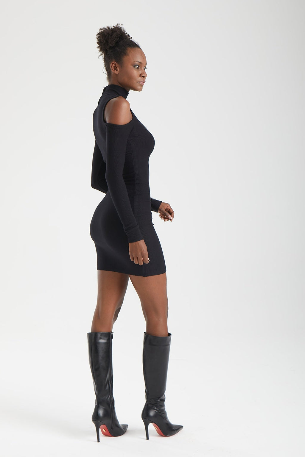 Kadın siyah elbise – LYRA Cut-Out Fitilli Elbise | IMBUE color:siyah