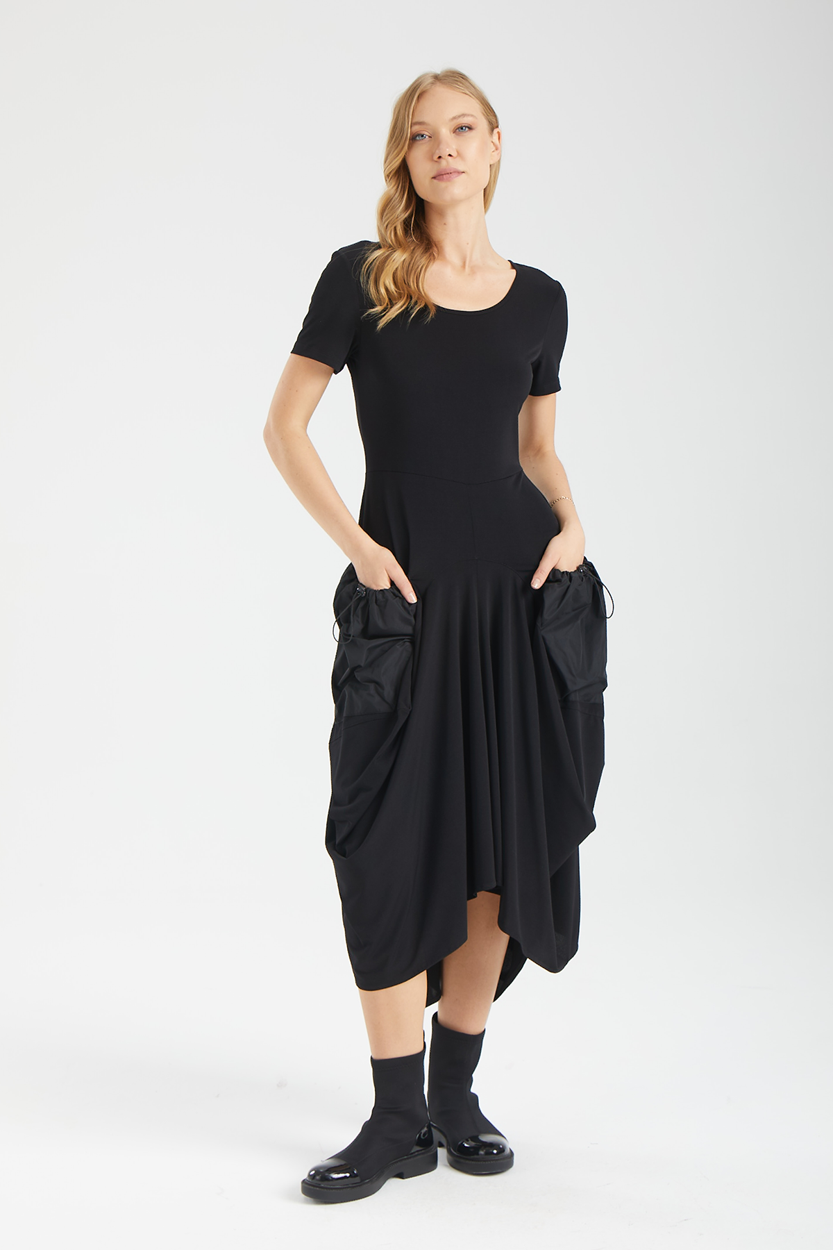 VEGA Teknik Cepli Balon Elbise