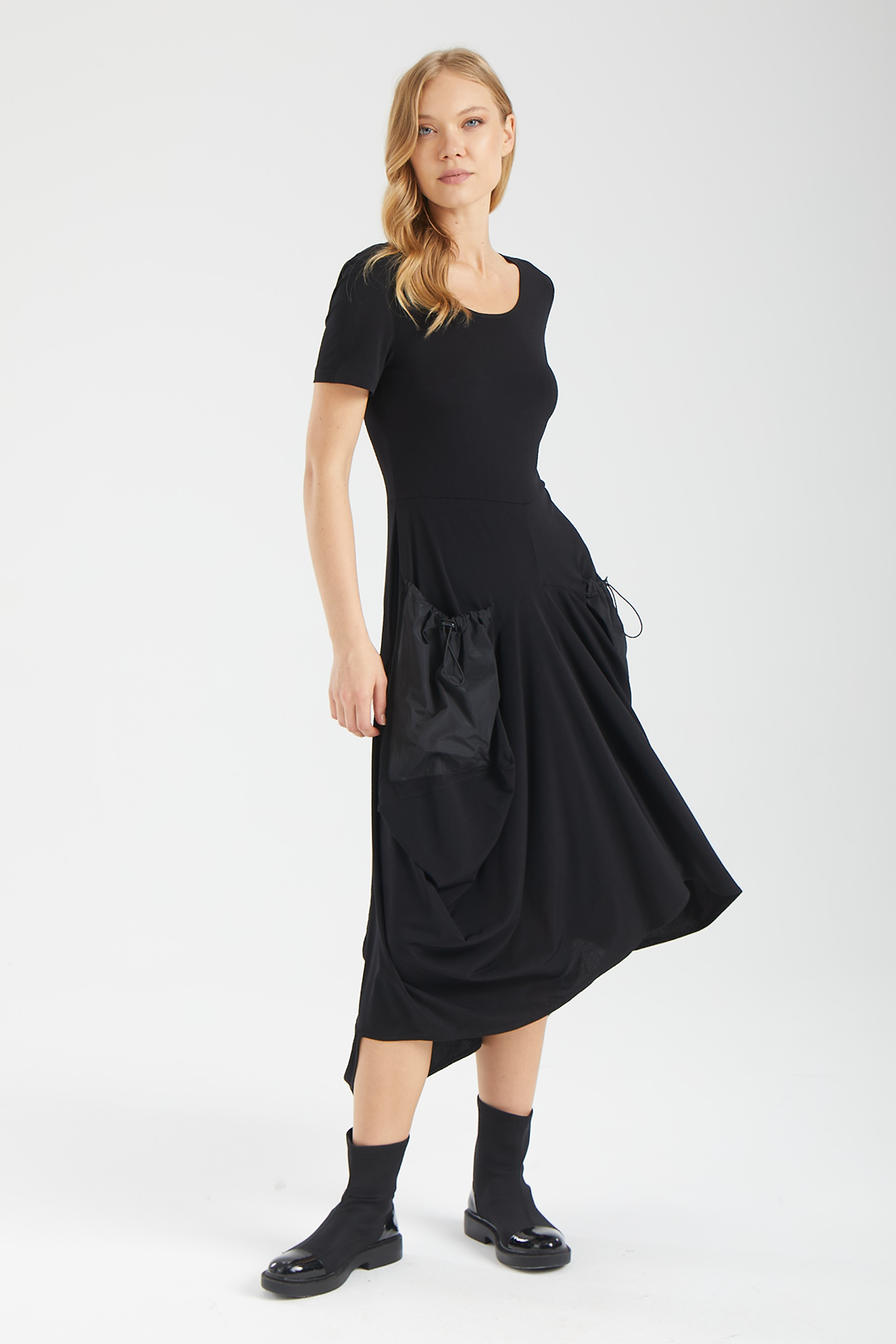 VEGA Teknik Cepli Balon Elbise