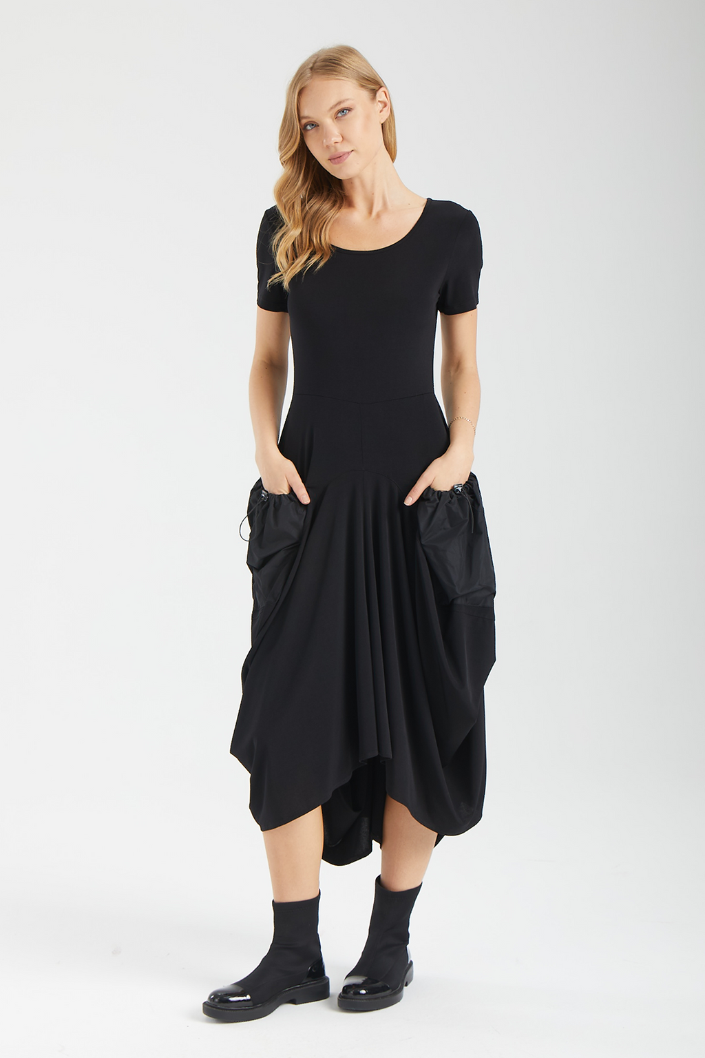 VEGA Teknik Cepli Balon Elbise